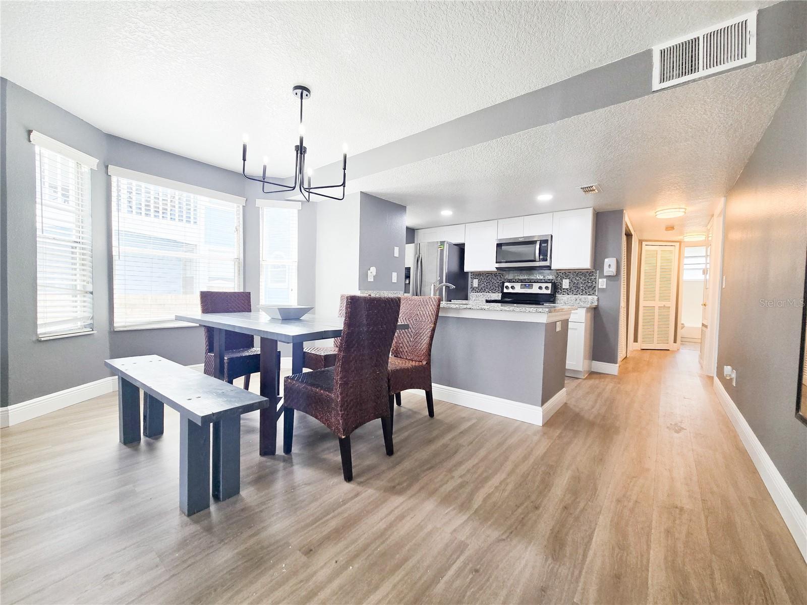 Image 4 of 15 For 2735 Poinciana Boulevard 95