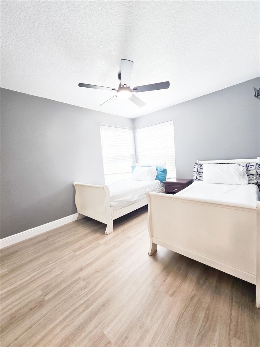 Image 9 of 15 For 2735 Poinciana Boulevard 95