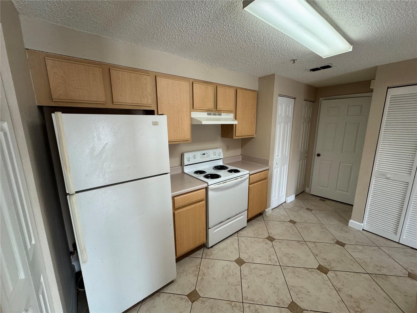 Image 7 of 24 For 10831 Windsor Walk Drive 1210