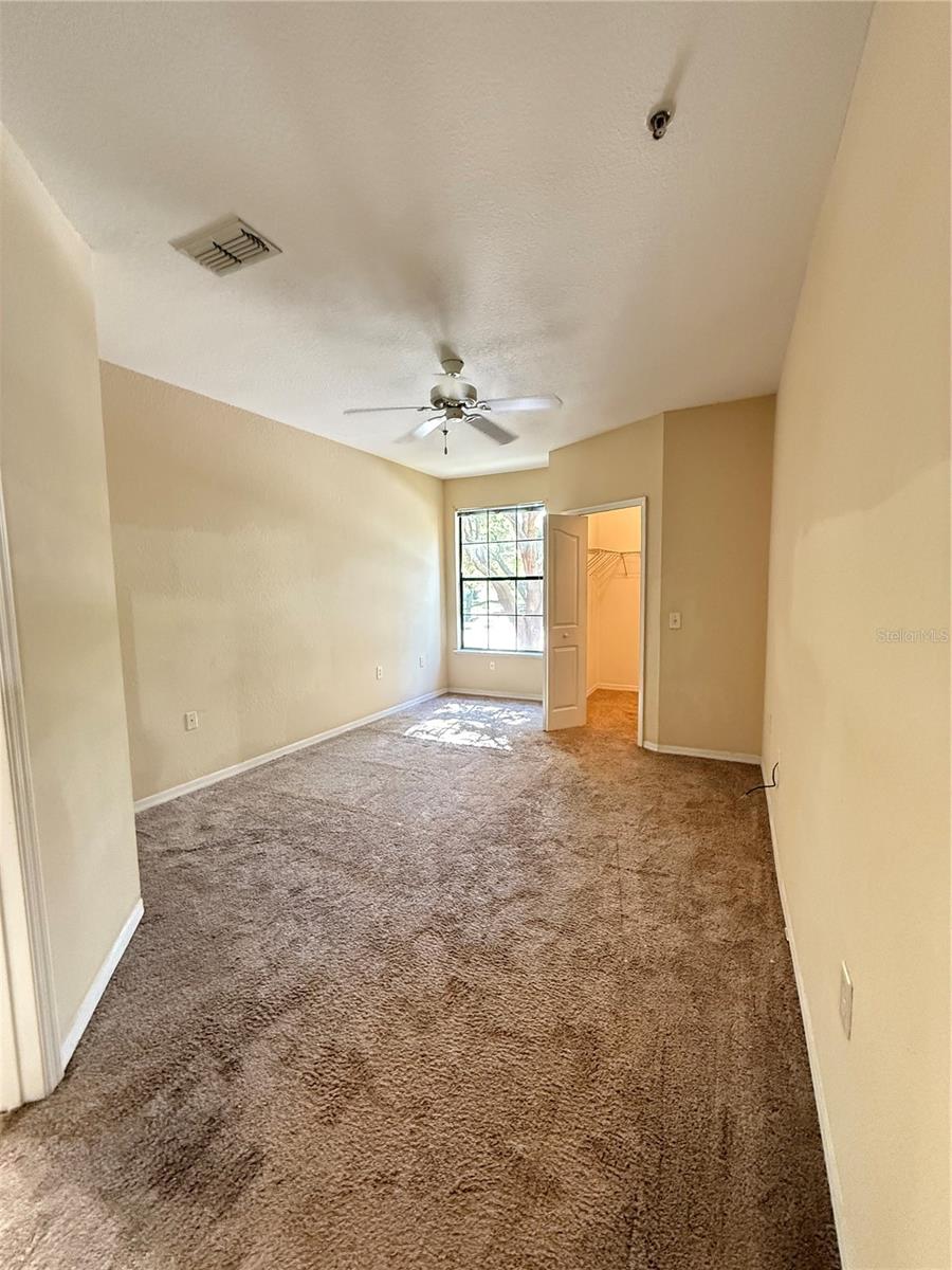 Image 6 of 16 For 6169 Metrowest Boulevard 208