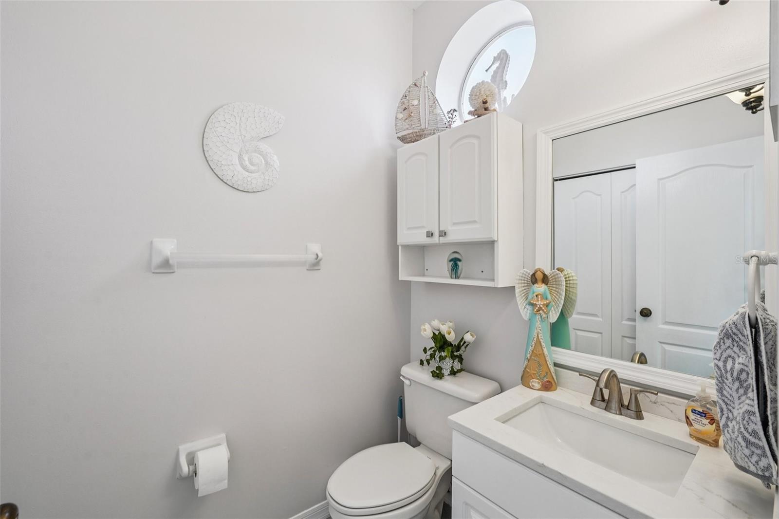 Image 25 of 71 For 1061 Pinellas Bayway S