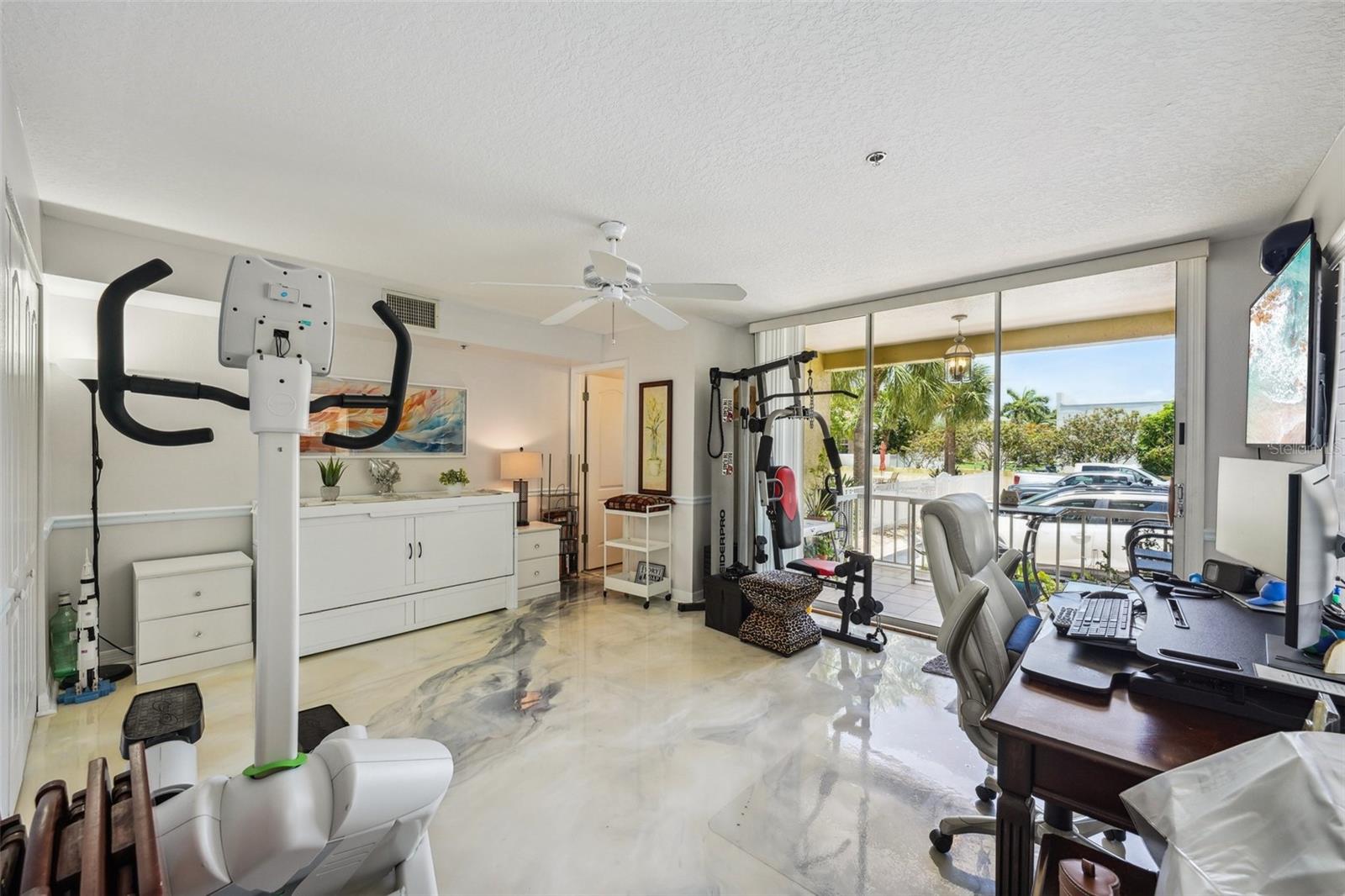 Image 50 of 71 For 1061 Pinellas Bayway S