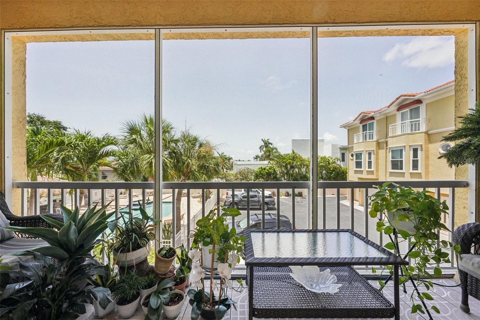 Image 7 of 71 For 1061 Pinellas Bayway S