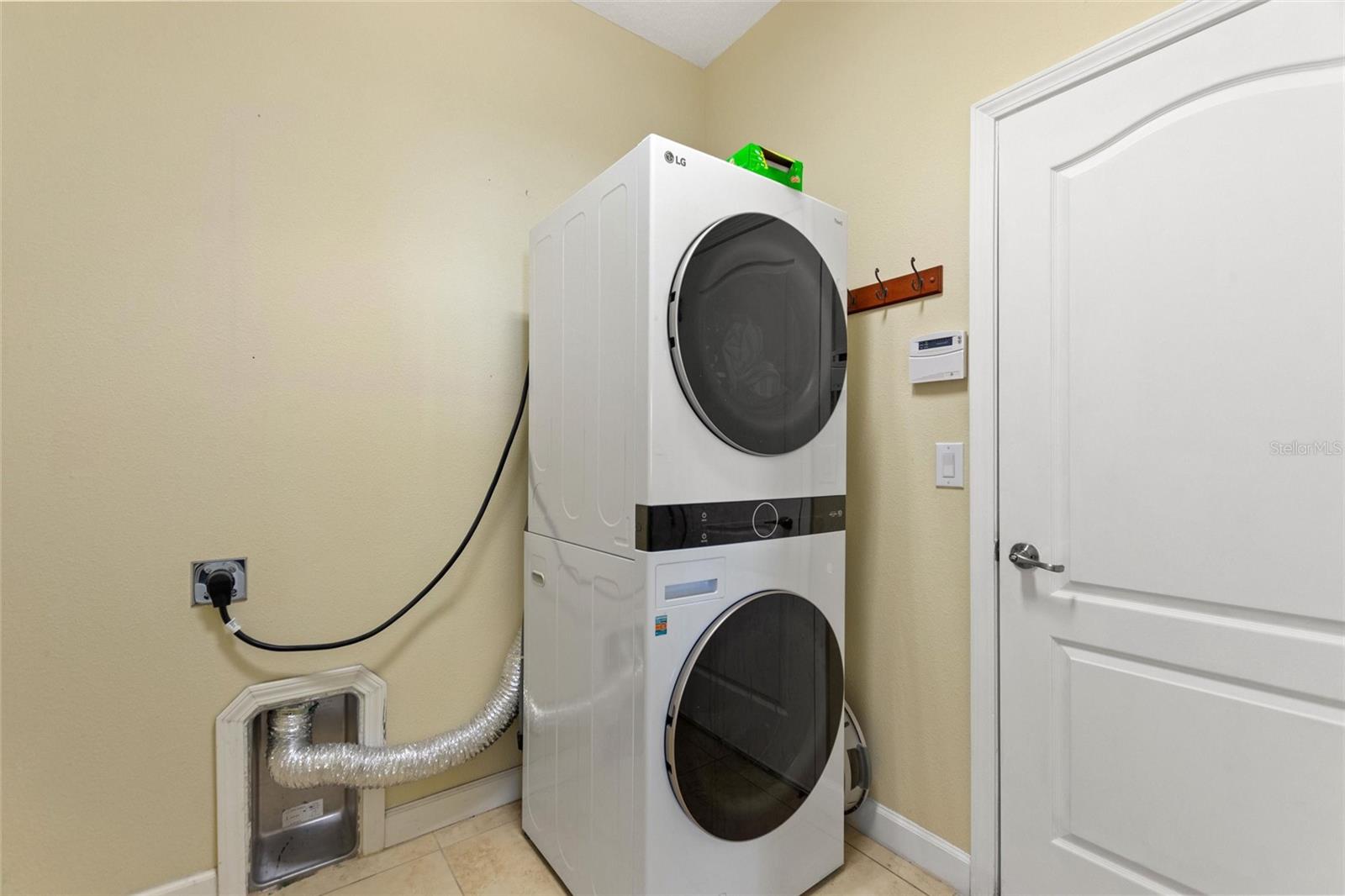 Image 37 of 72 For 1353 Palmetto Dunes St