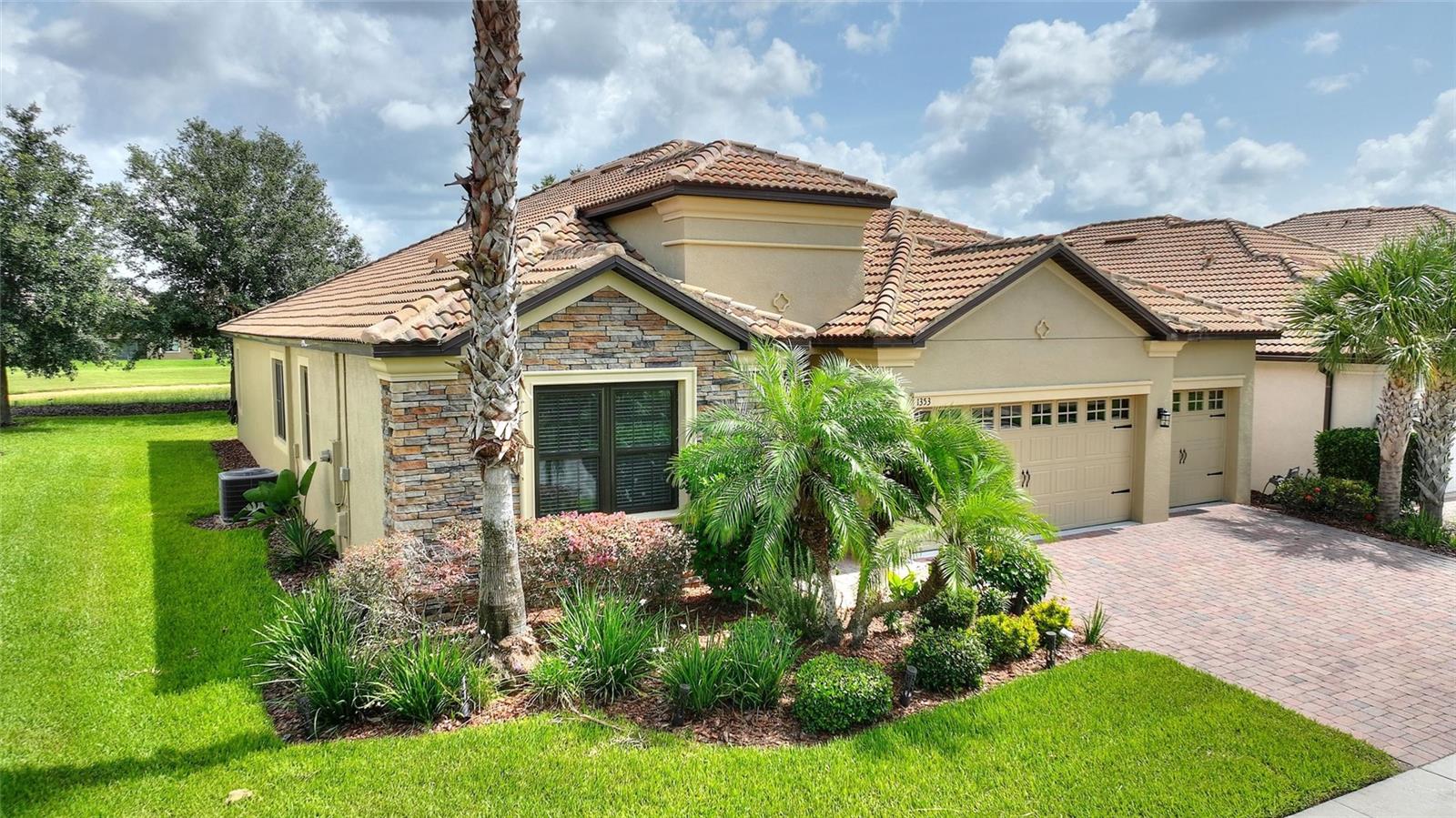 Image 44 of 72 For 1353 Palmetto Dunes St