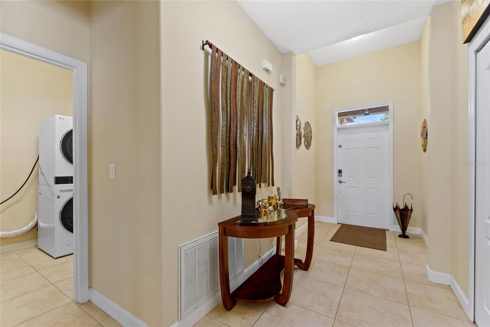 Image 6 of 72 For 1353 Palmetto Dunes St