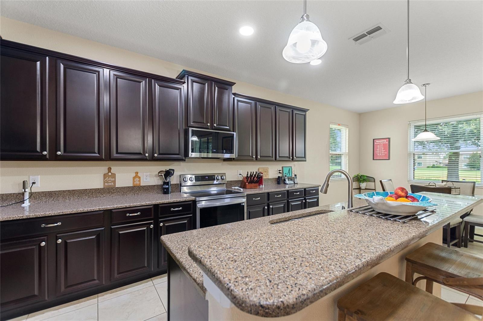 Image 7 of 72 For 1353 Palmetto Dunes St