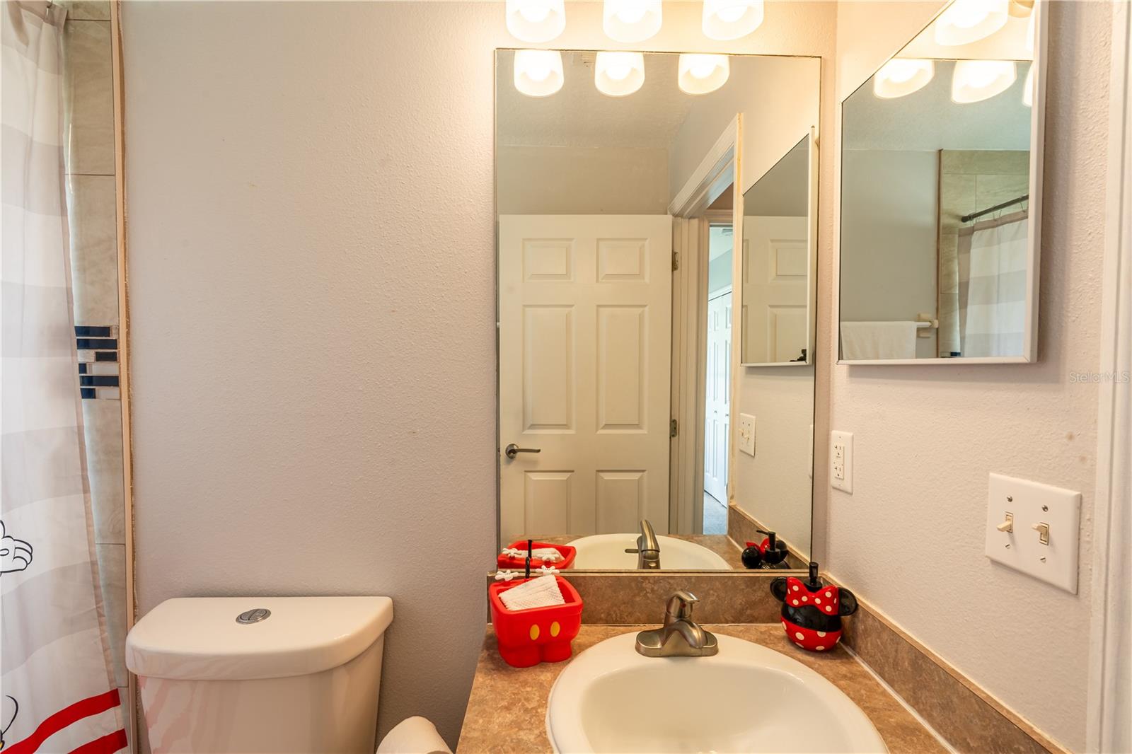 Image 33 of 40 For 1659 Sage Creek Court