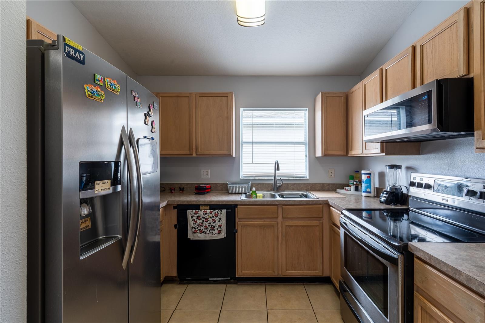 Image 9 of 40 For 1659 Sage Creek Court