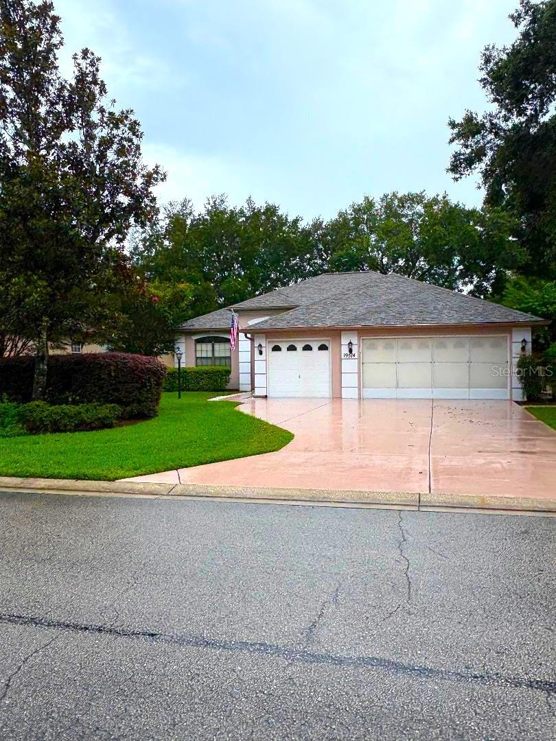 Image 4 of 41 For 19574 84th Place