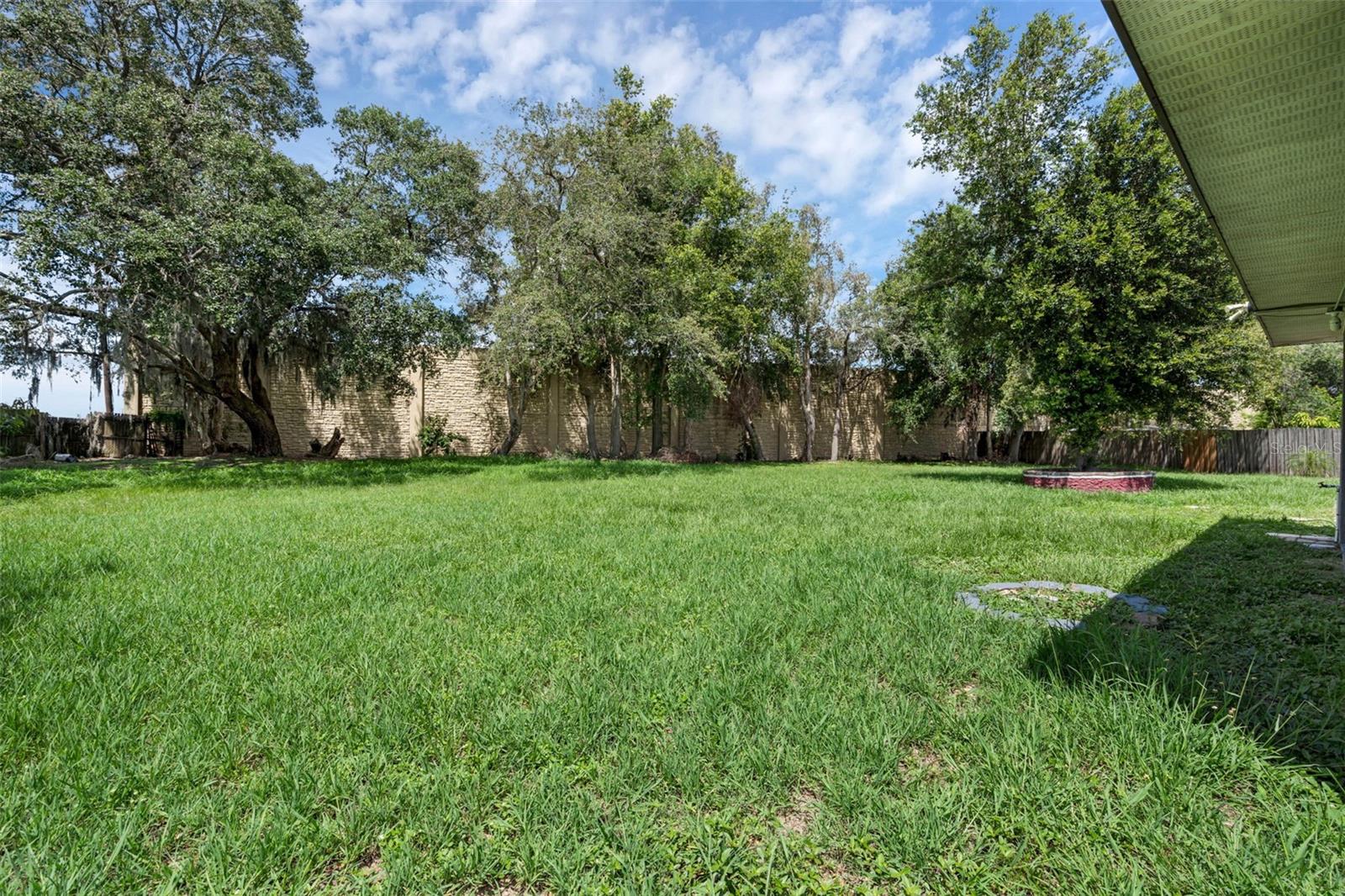 Image 31 of 43 For 166 Paradise Island Drive