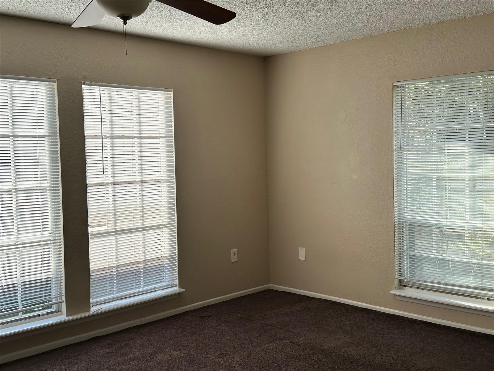 Image 9 of 14 For 4019 Dijon Drive 4019k