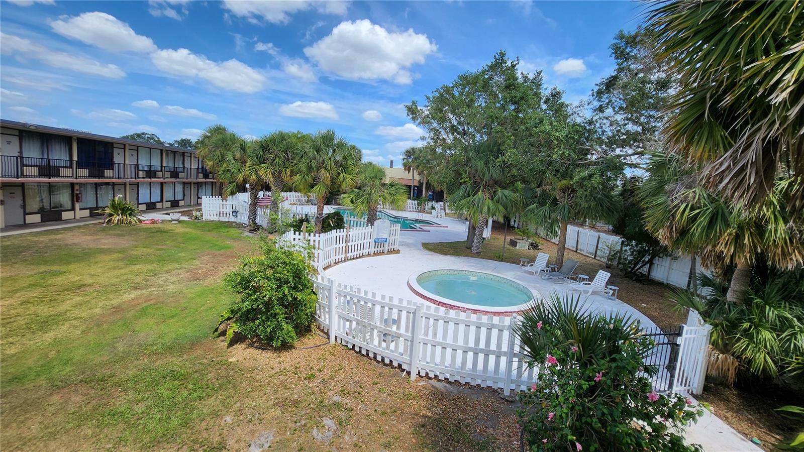 Image 19 of 30 For 7900 Orange Blossom Trail 2074