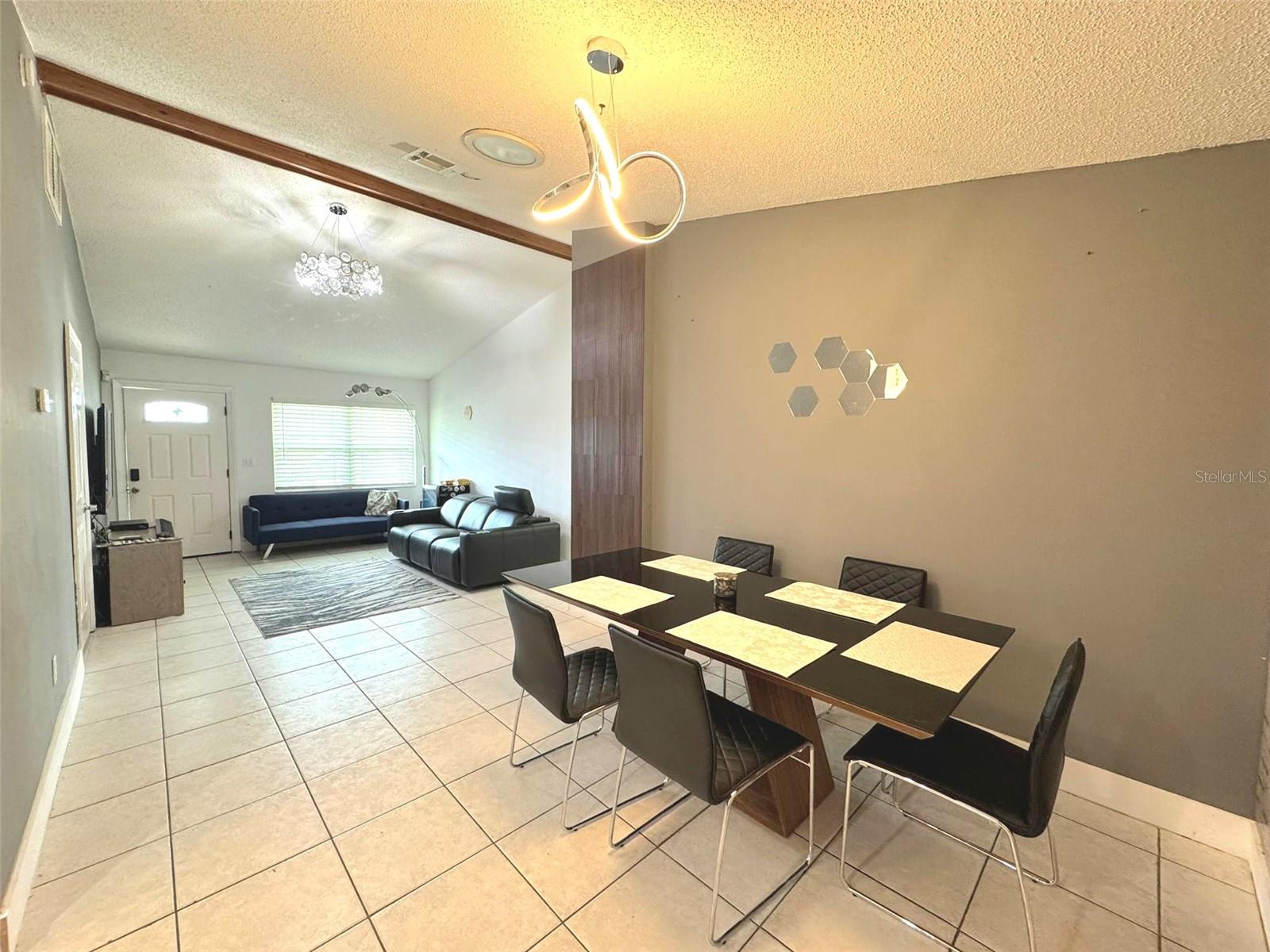 Image 4 of 19 For 81 Winter Park Drive