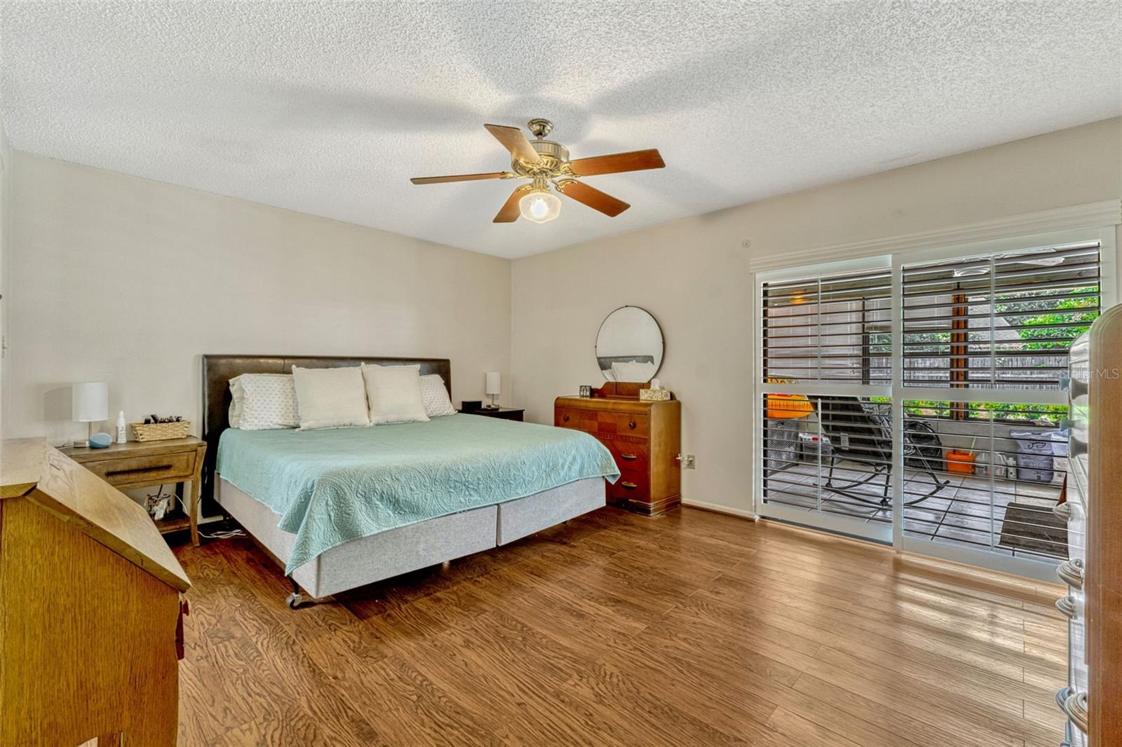Image 13 of 39 For 1016 Ohanlon Court