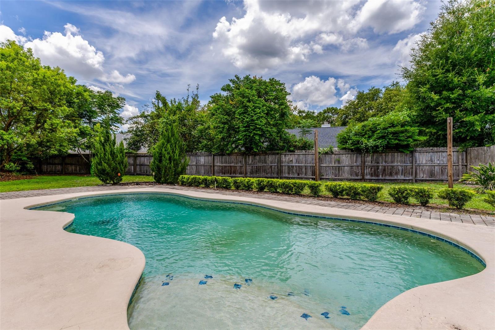 Image 27 of 39 For 1016 Ohanlon Court