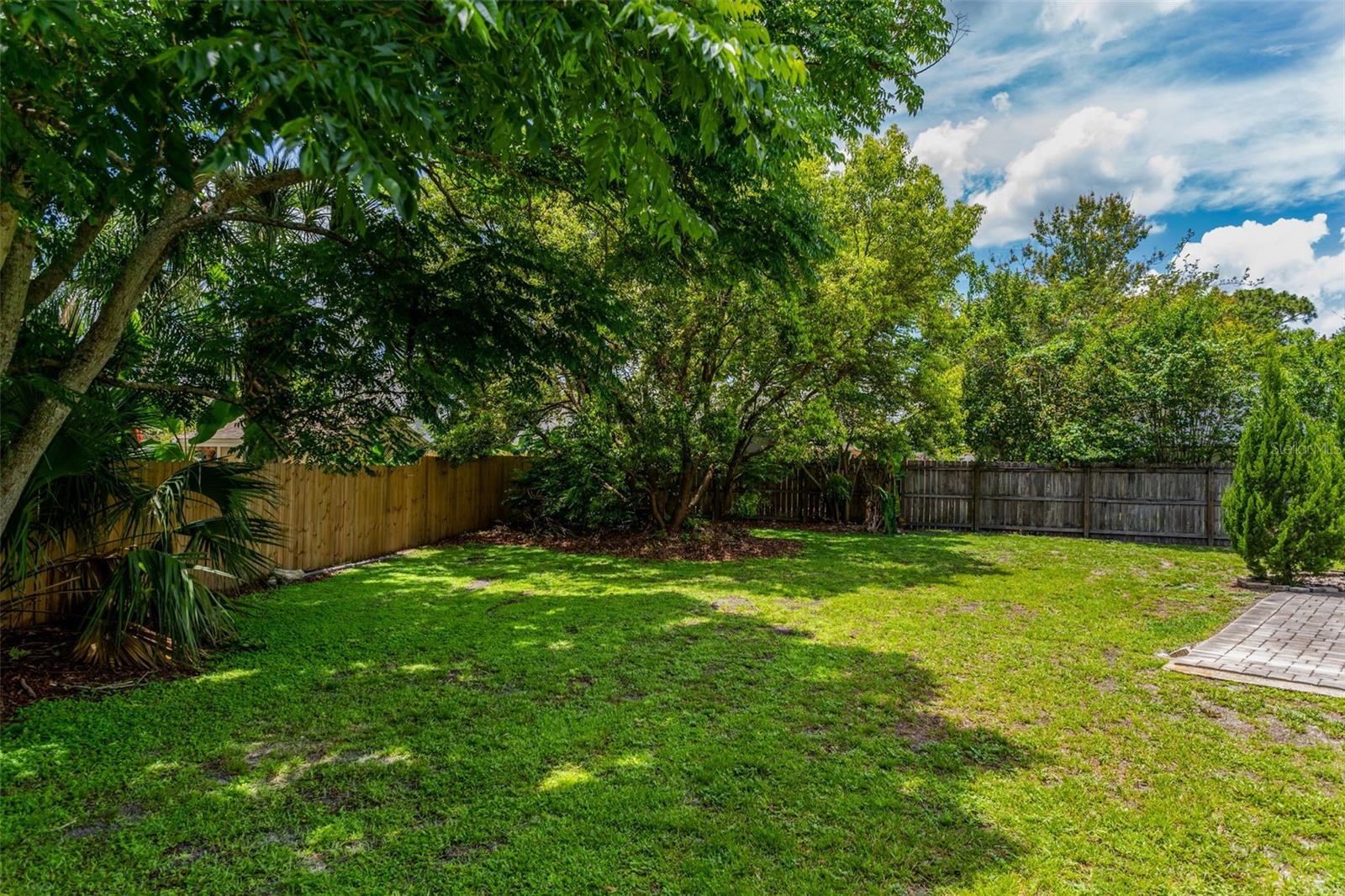 Image 29 of 39 For 1016 Ohanlon Court
