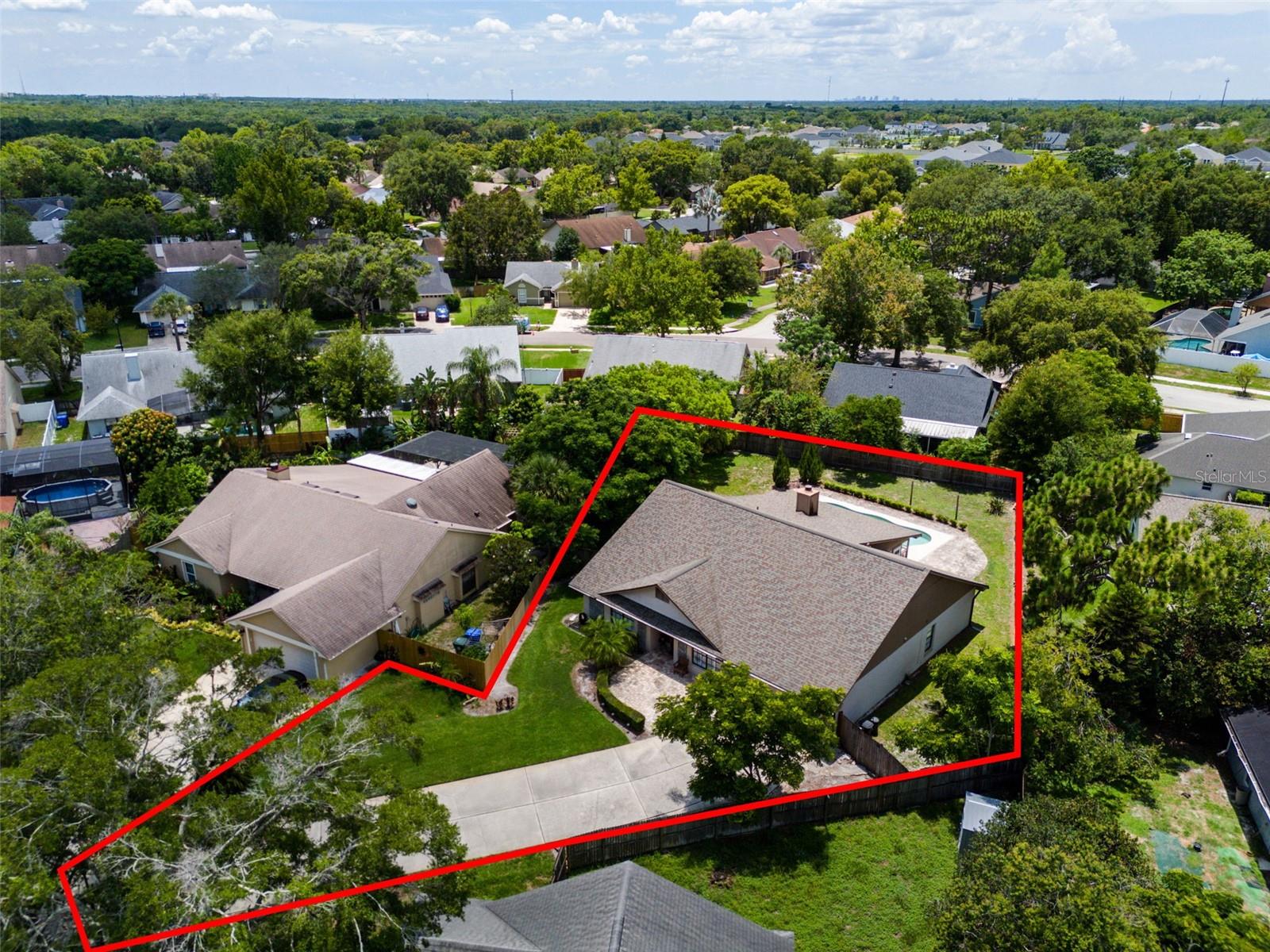 Image 33 of 39 For 1016 Ohanlon Court