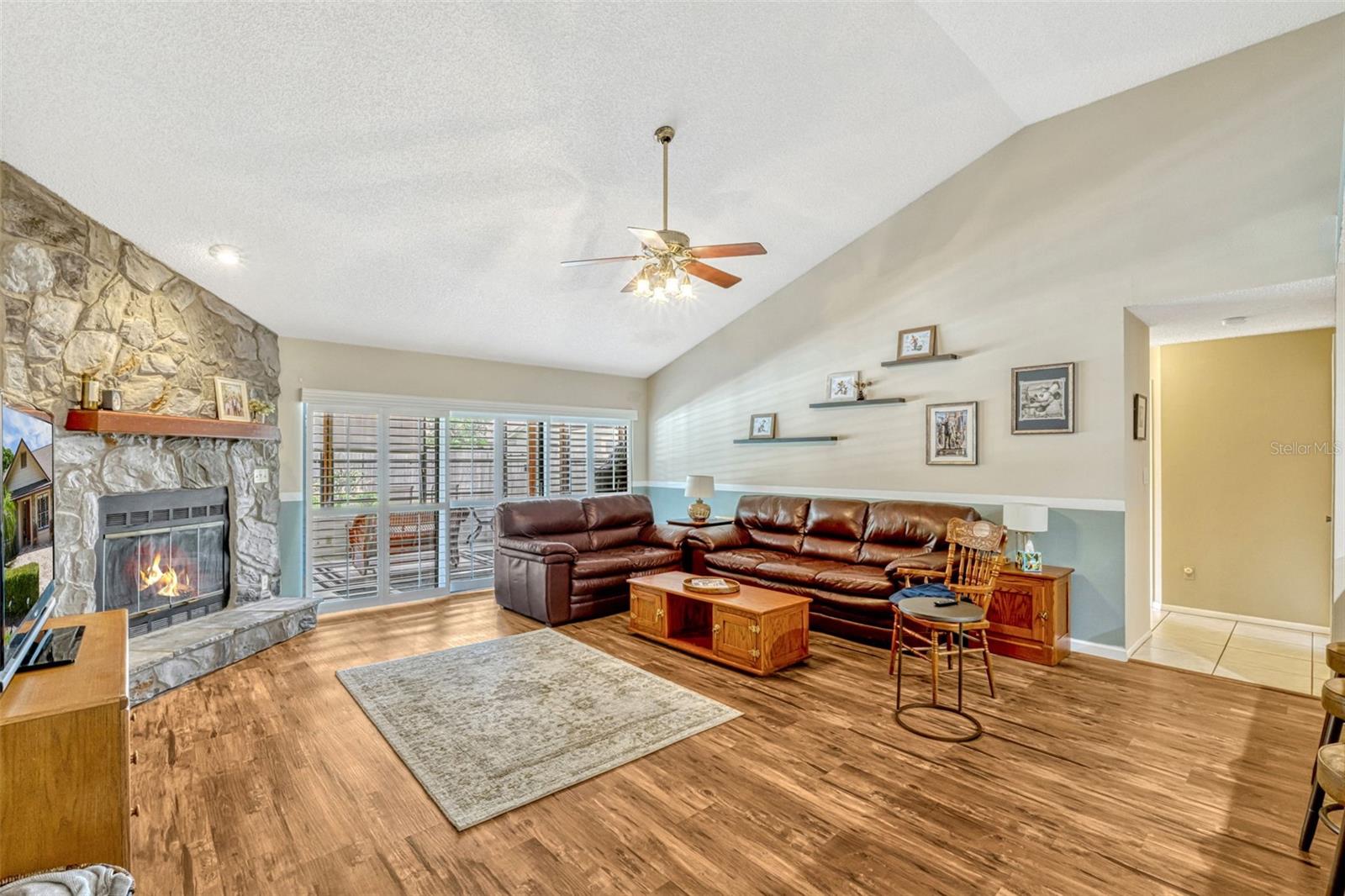 Image 7 of 39 For 1016 Ohanlon Court