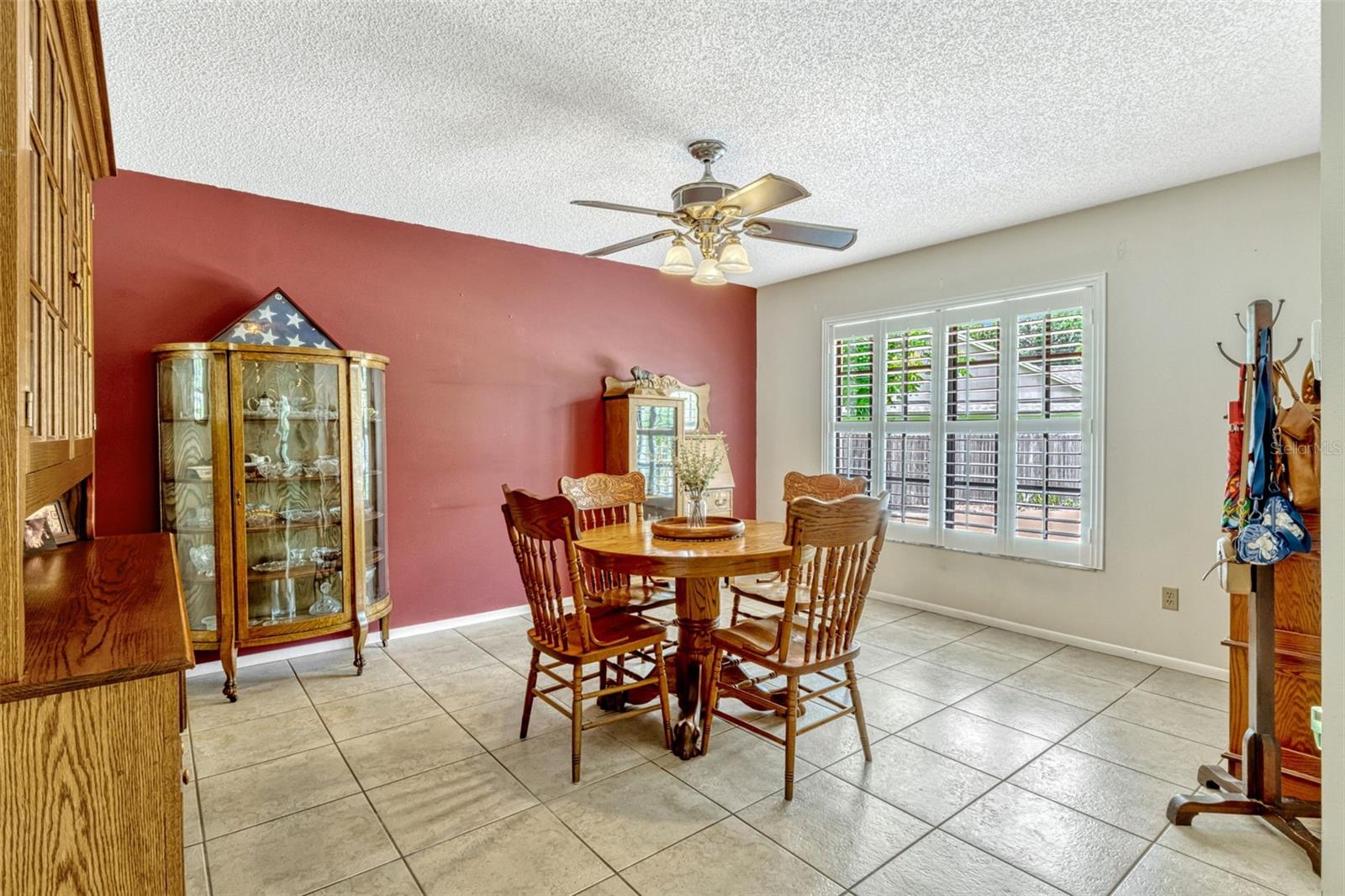 Image 8 of 39 For 1016 Ohanlon Court
