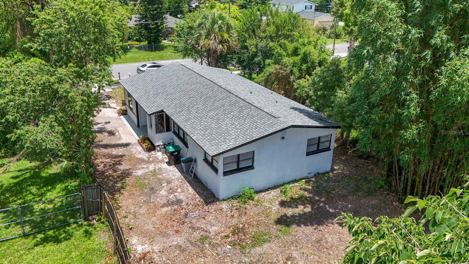 Image 26 of 31 For 722 Carlson Drive