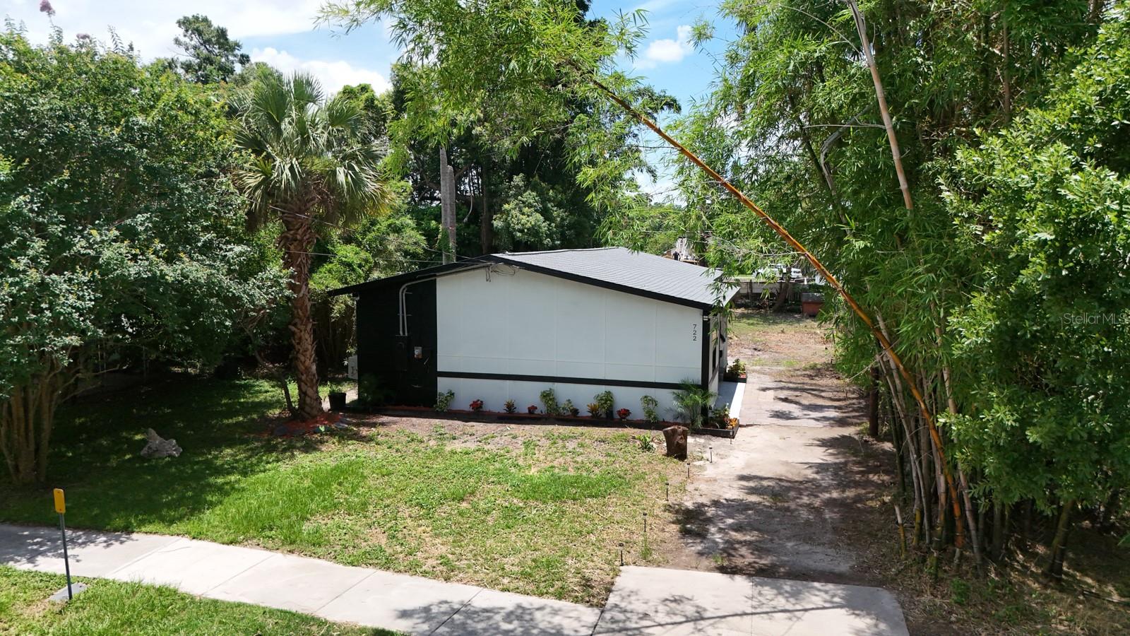 Image 30 of 31 For 722 Carlson Drive