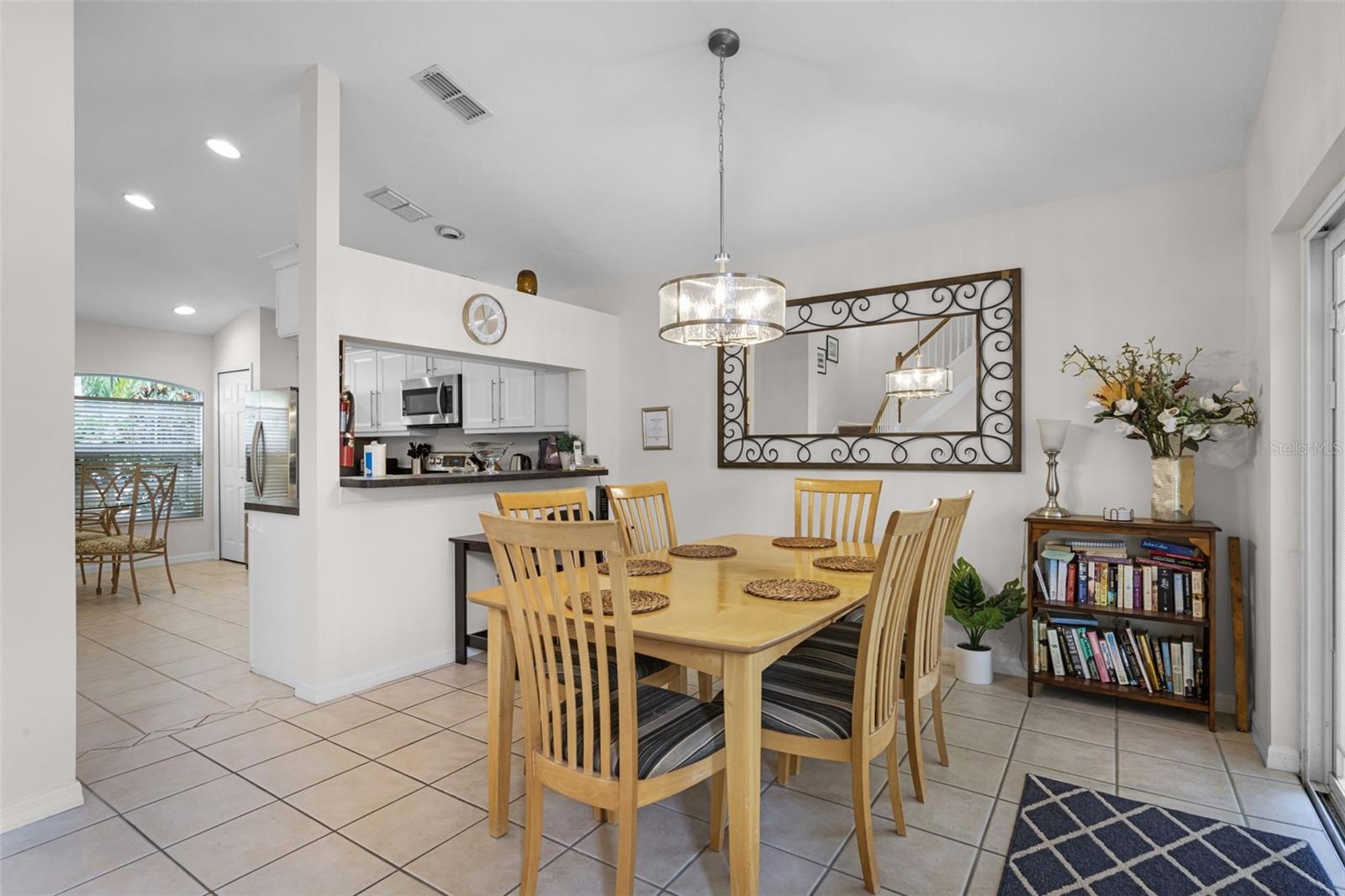 Image 18 of 57 For 909 Troon Circle