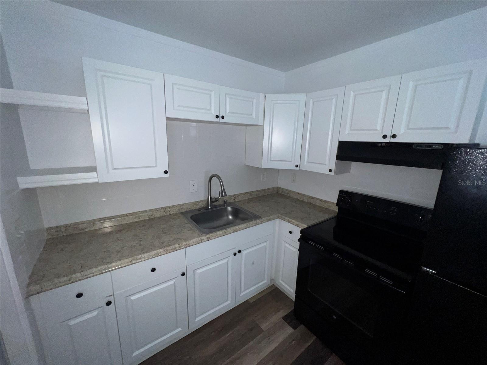 Image 7 of 11 For 3029 Azalea Avenue