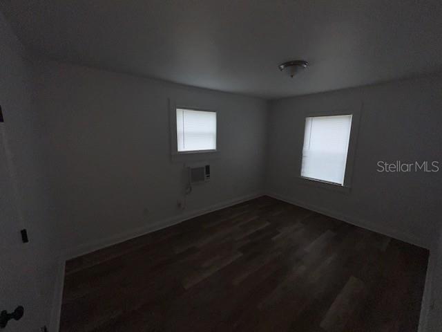 Image 9 of 11 For 3029 Azalea Avenue