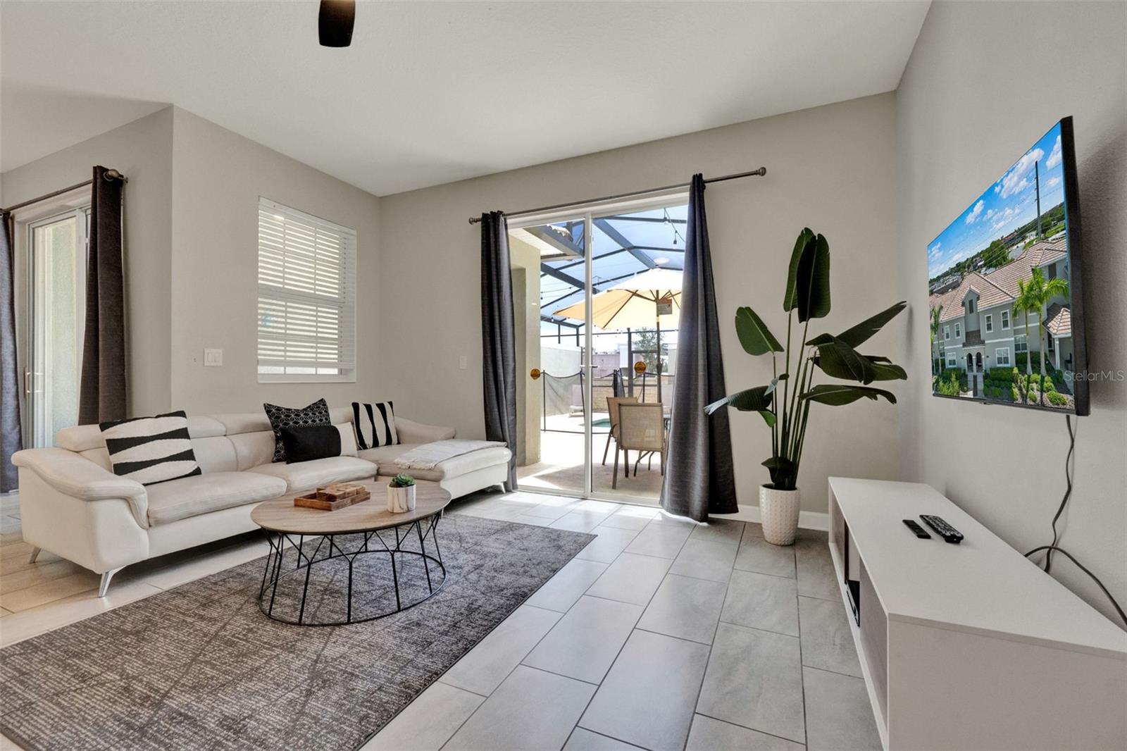 Image 3 of 56 For 4981 Windermere Avenue