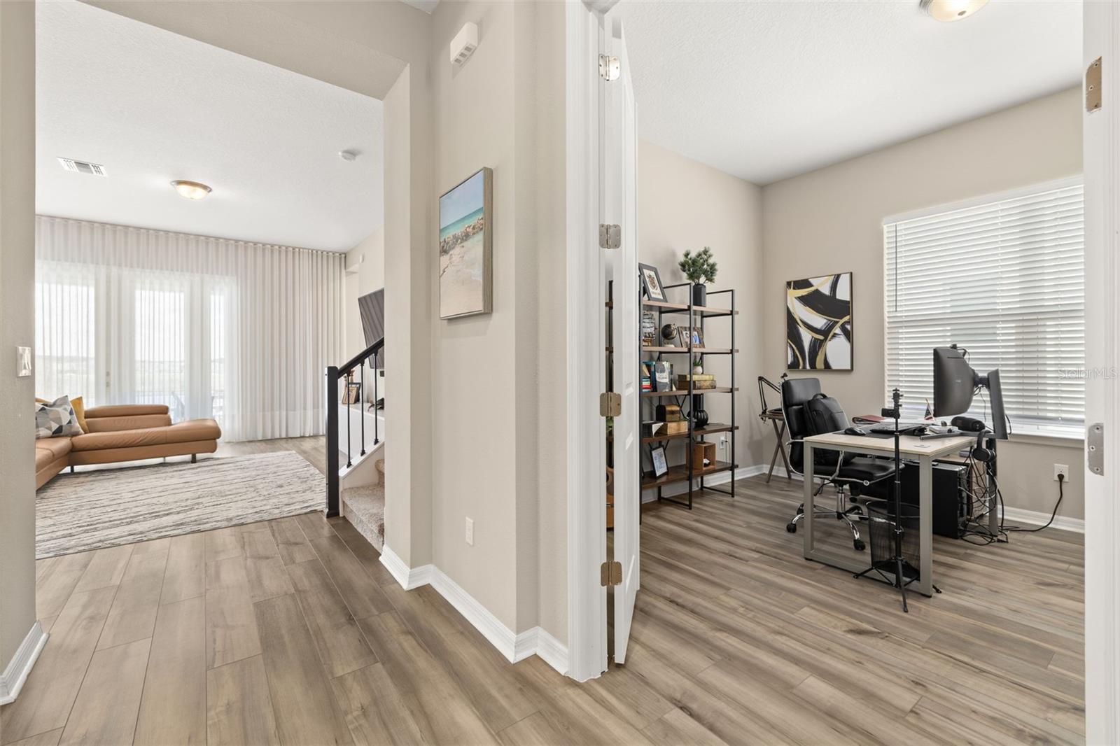 Image 15 of 37 For 5133 Citrus Leaf Boulevard