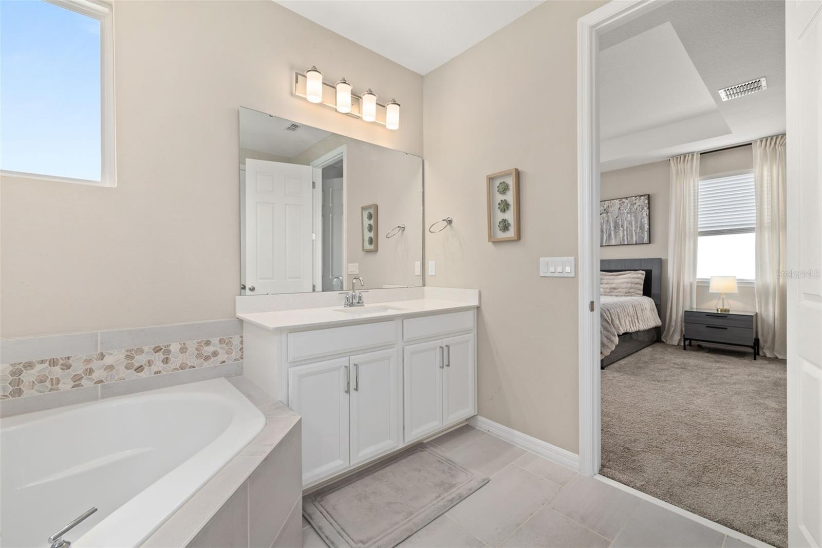 Image 22 of 37 For 5133 Citrus Leaf Boulevard
