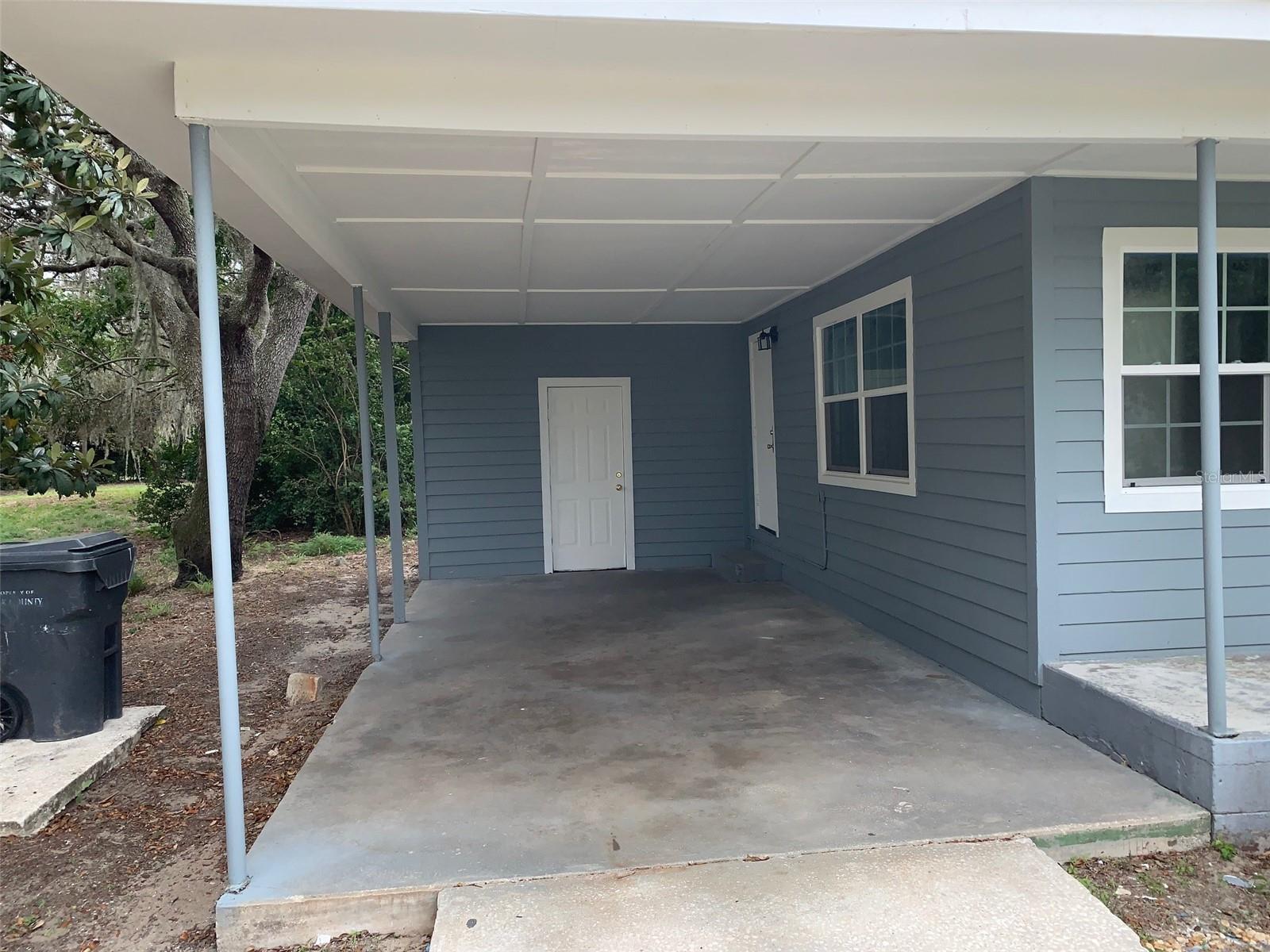 Image 2 of 6 For 3042 Azalea Avenue