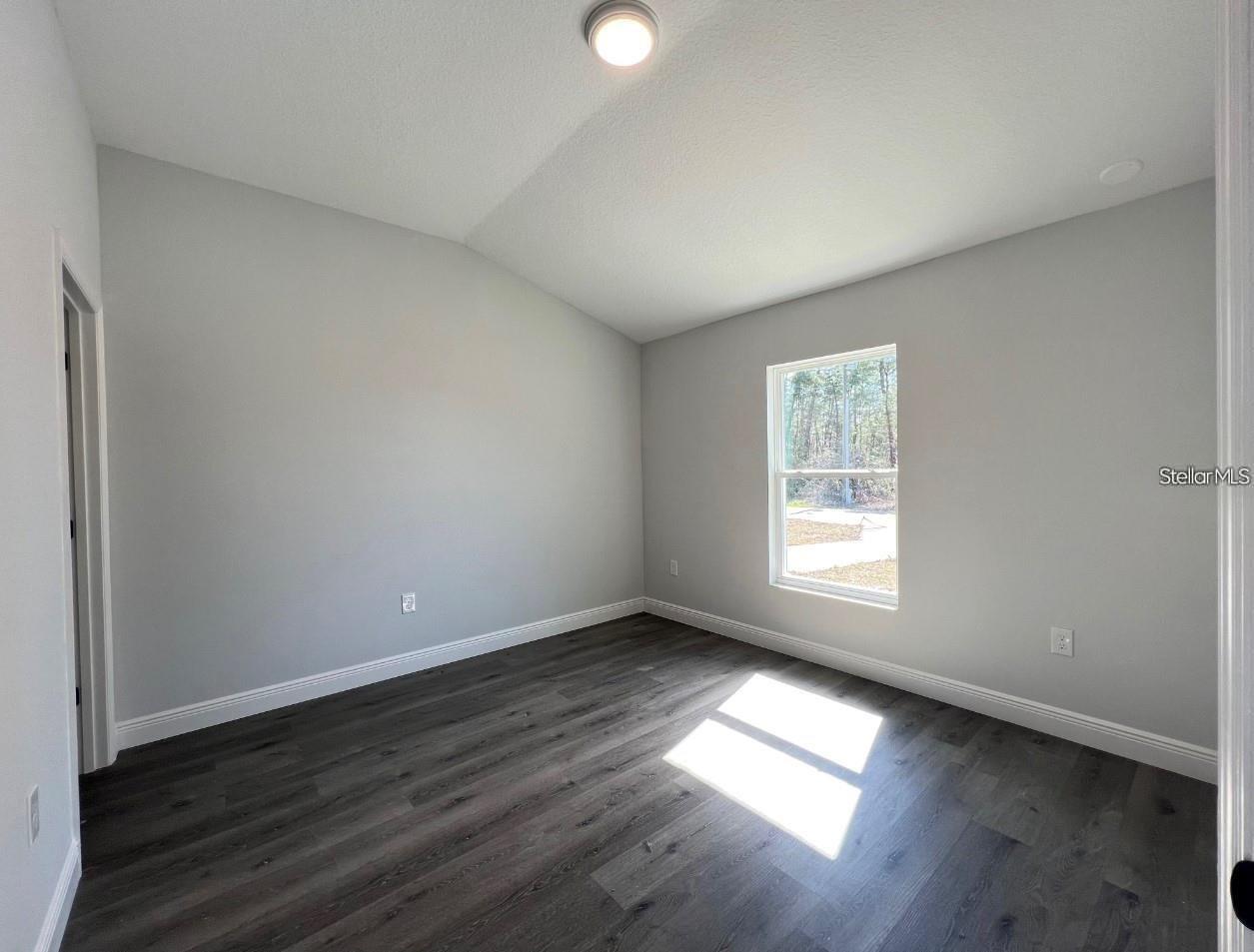 Image 3 of 7 For 209 Lemans Drive