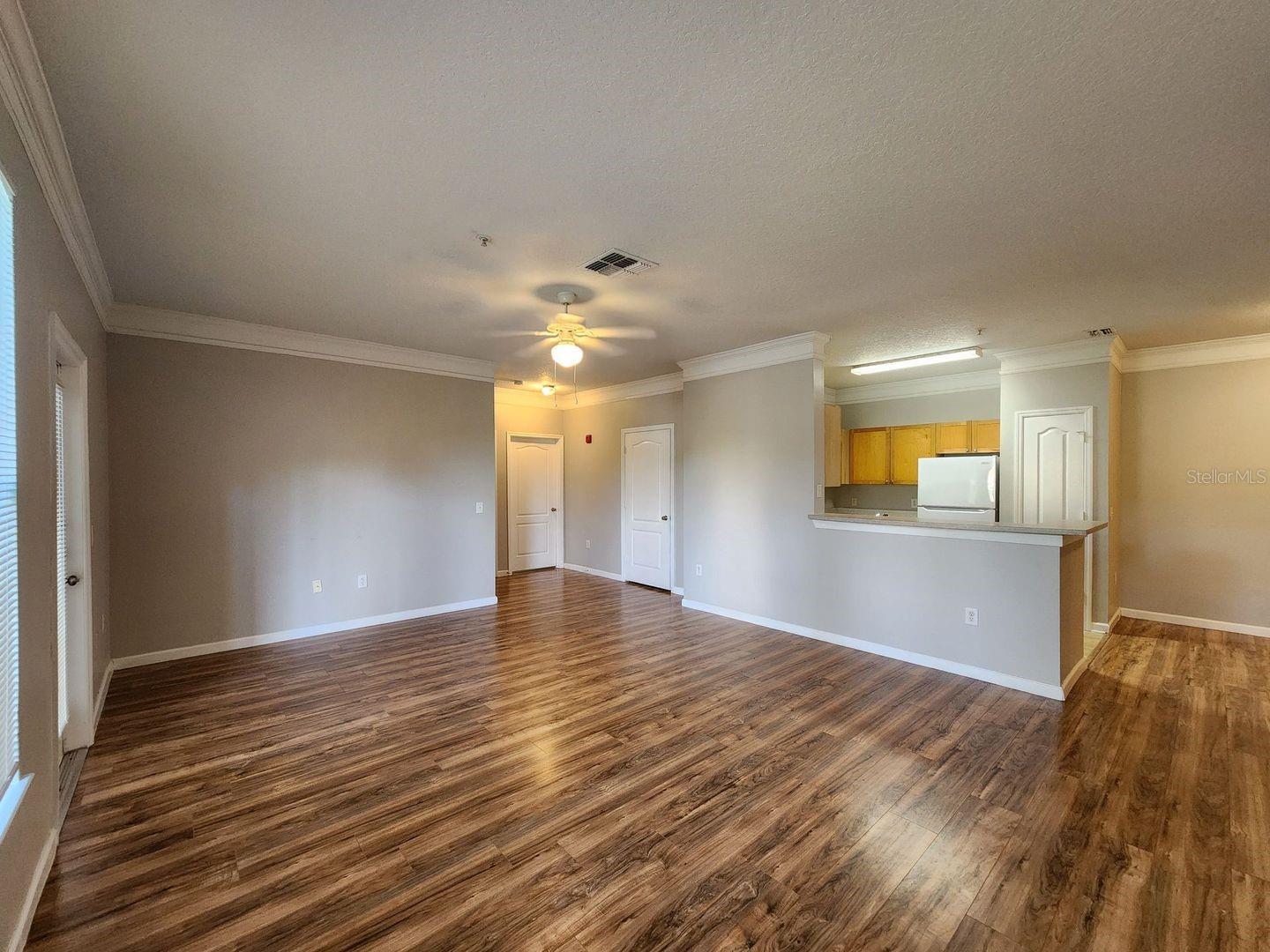 Image 4 of 30 For 8849 Villa View Circle 107