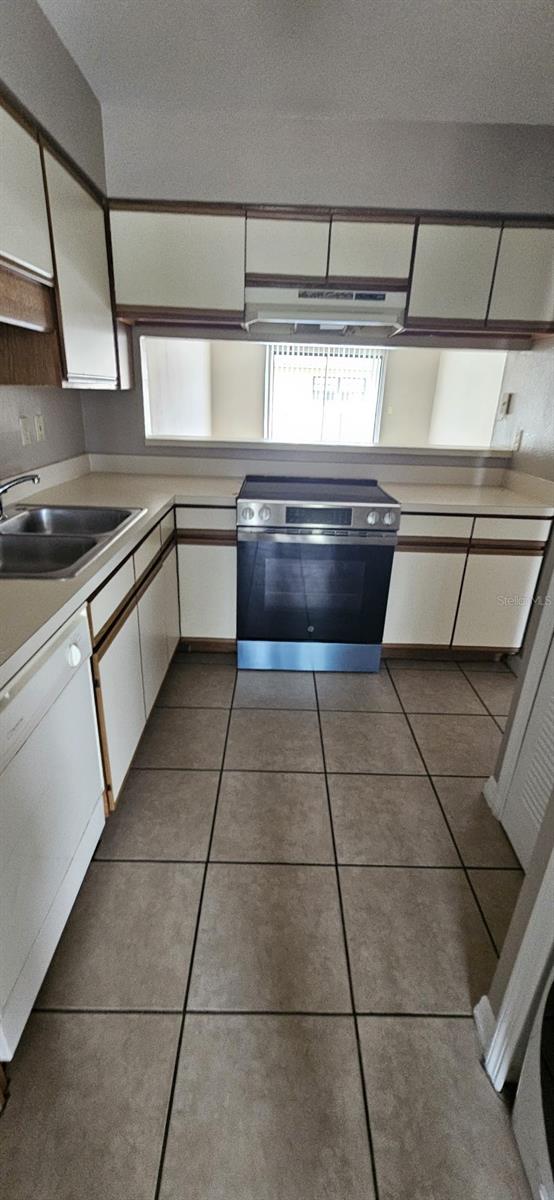 Image 13 of 13 For 2132 St Marteen Court
