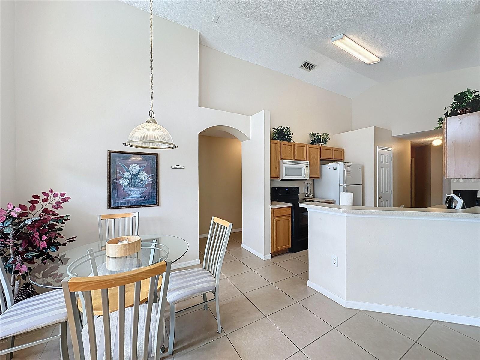 Image 12 of 81 For 2649 Hemingway Avenue