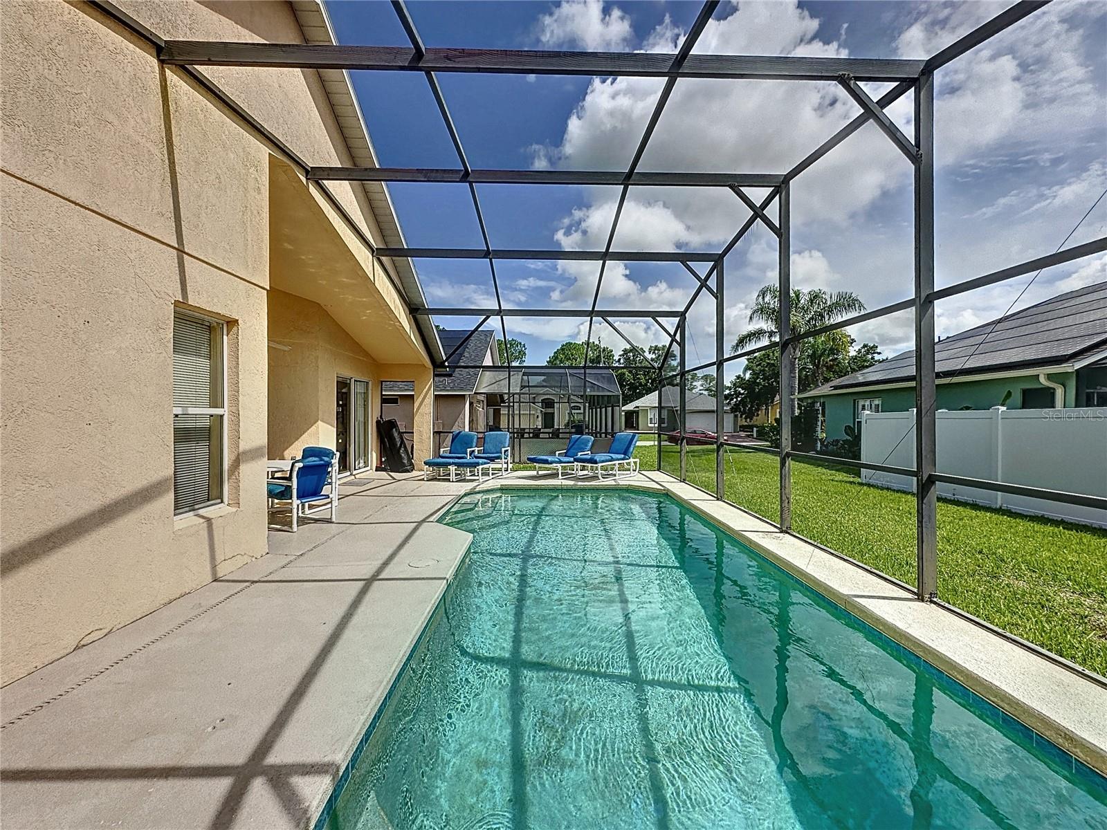Image 21 of 81 For 2649 Hemingway Avenue