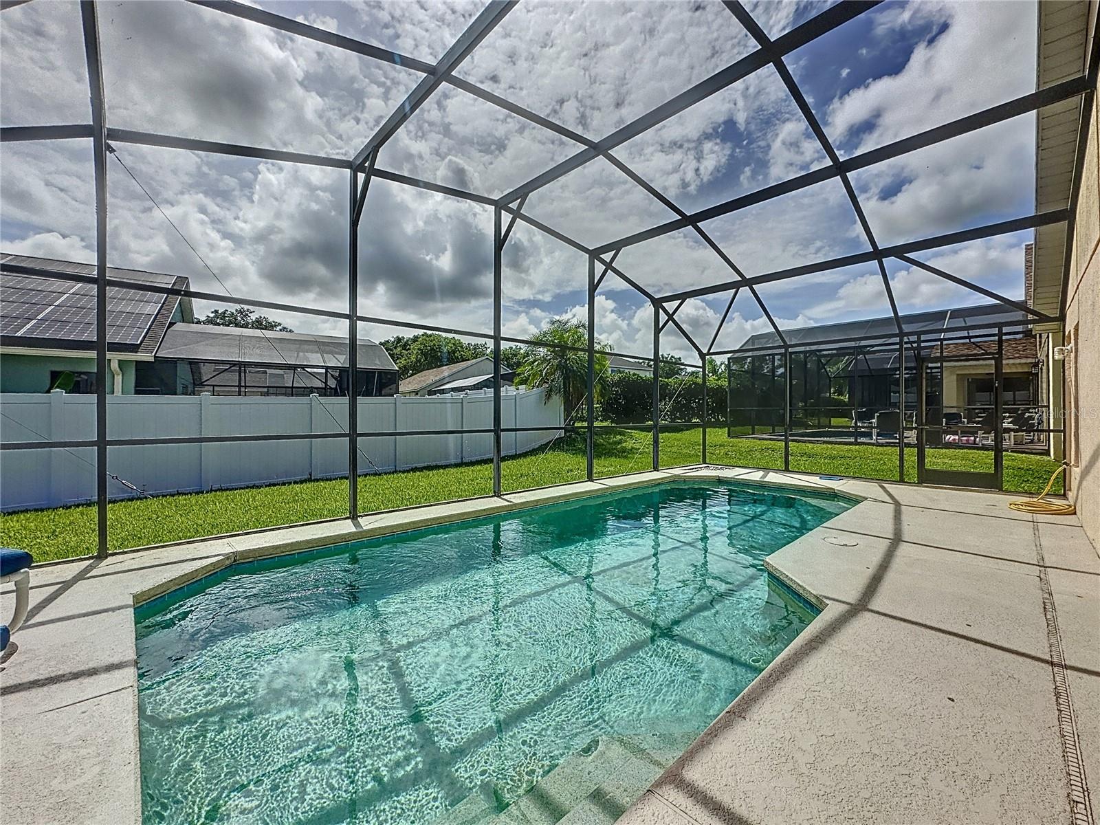 Image 3 of 81 For 2649 Hemingway Avenue