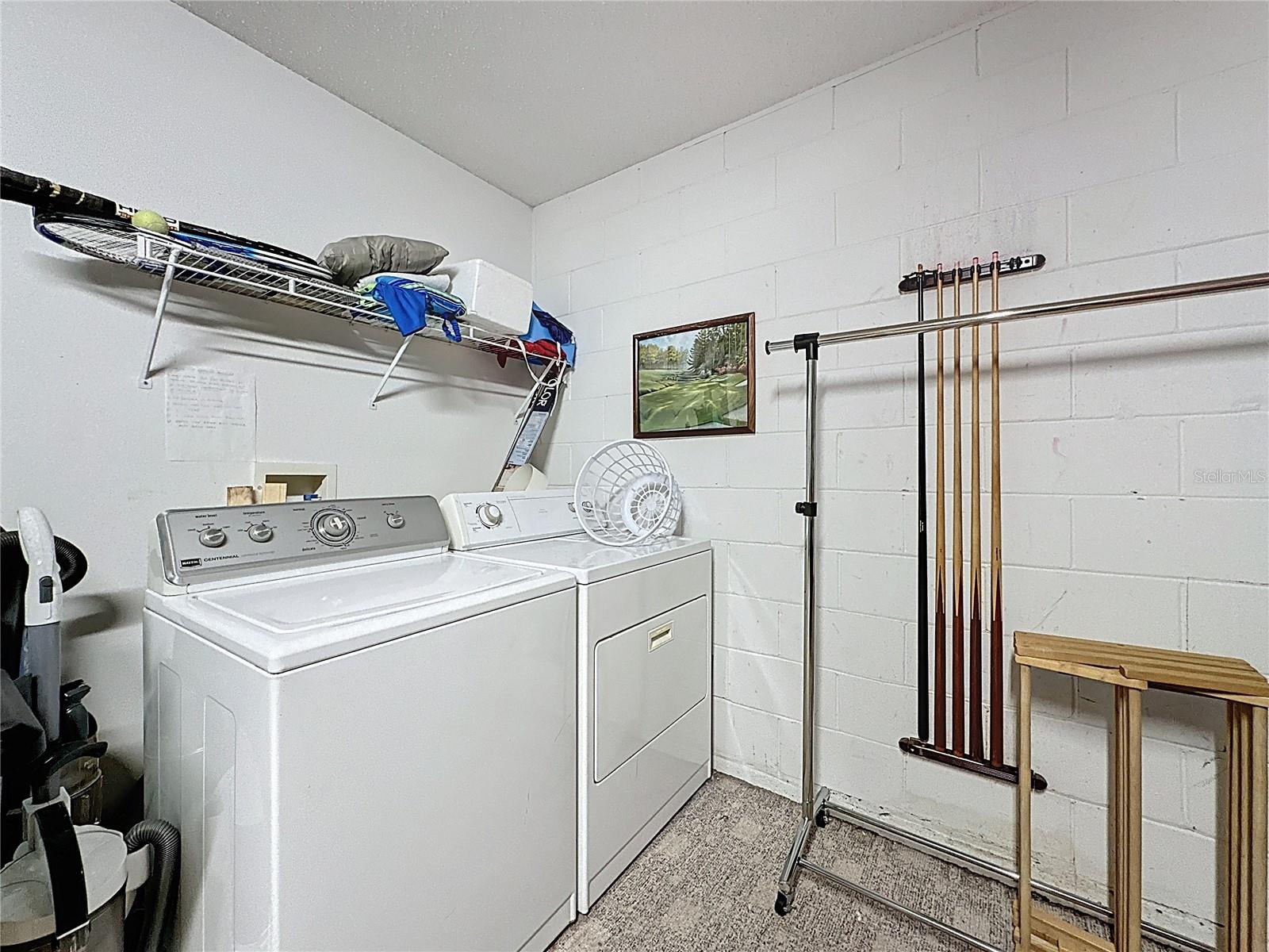 Image 40 of 81 For 2649 Hemingway Avenue