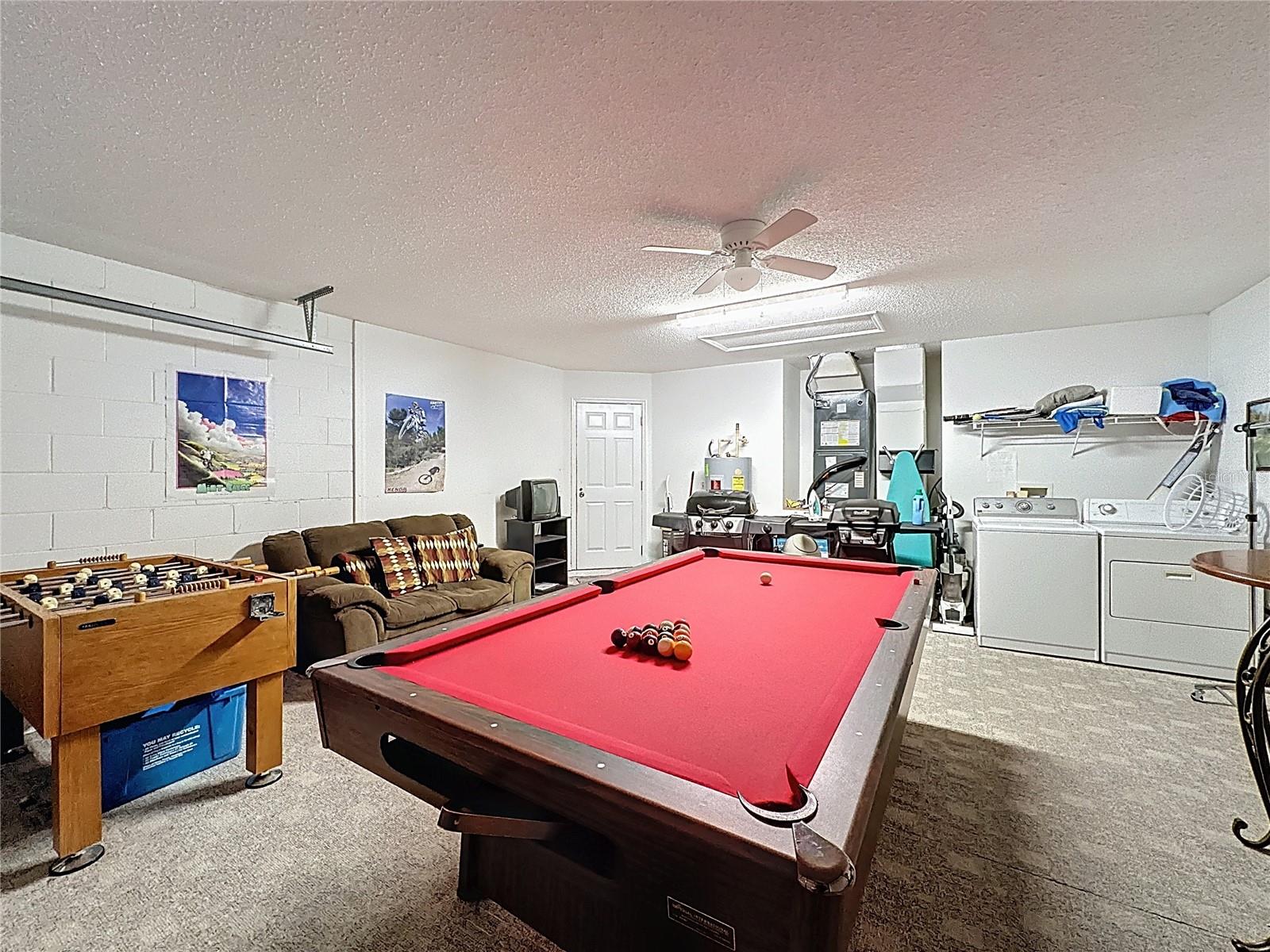 Image 42 of 81 For 2649 Hemingway Avenue