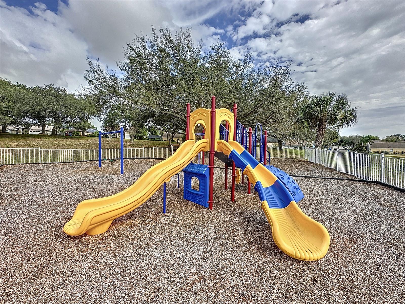 Image 75 of 81 For 2649 Hemingway Avenue