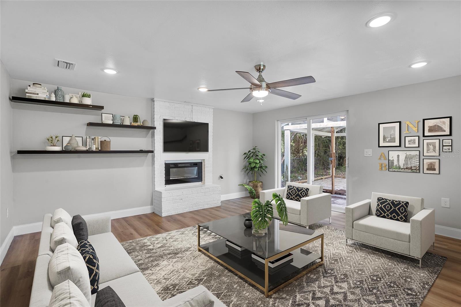 Image 12 of 28 For 1800 Banyan Street