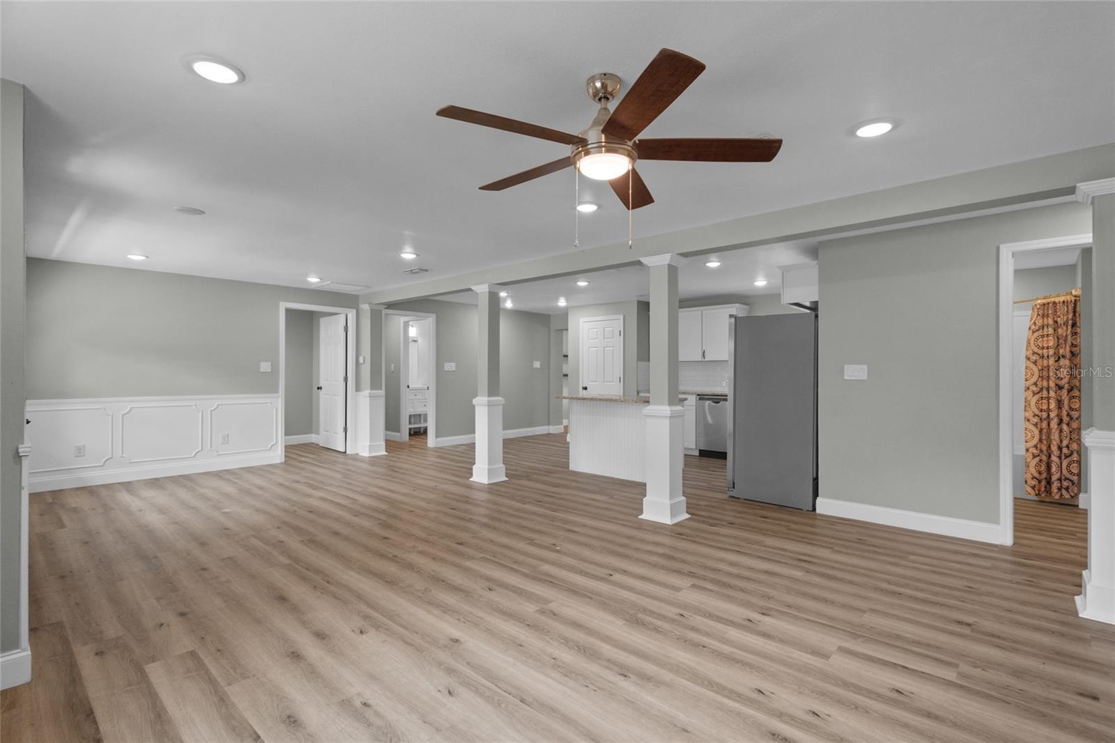 Image 8 of 28 For 1800 Banyan Street