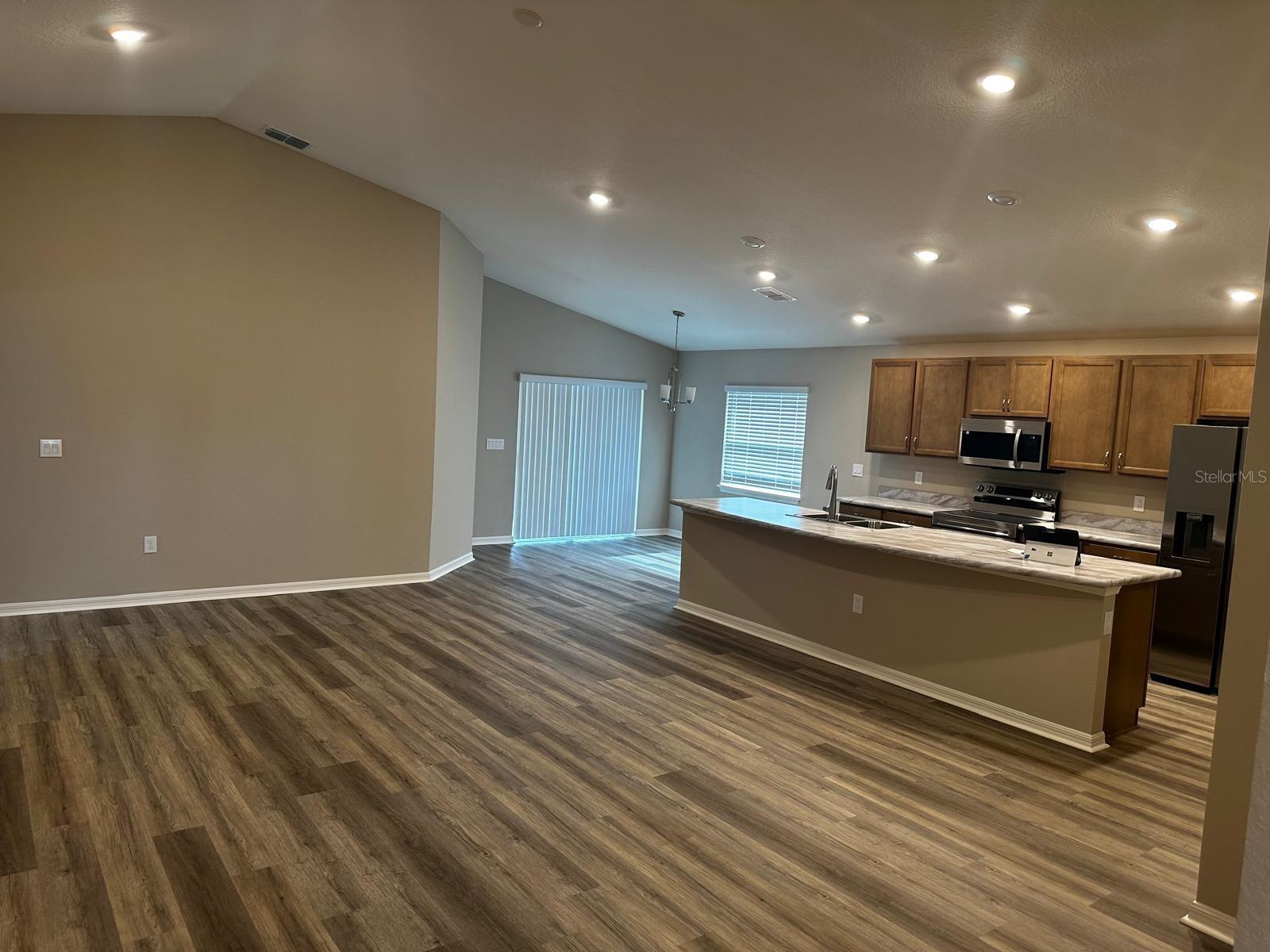 Image 2 of 5 For 1391 Mountain Flower Lane