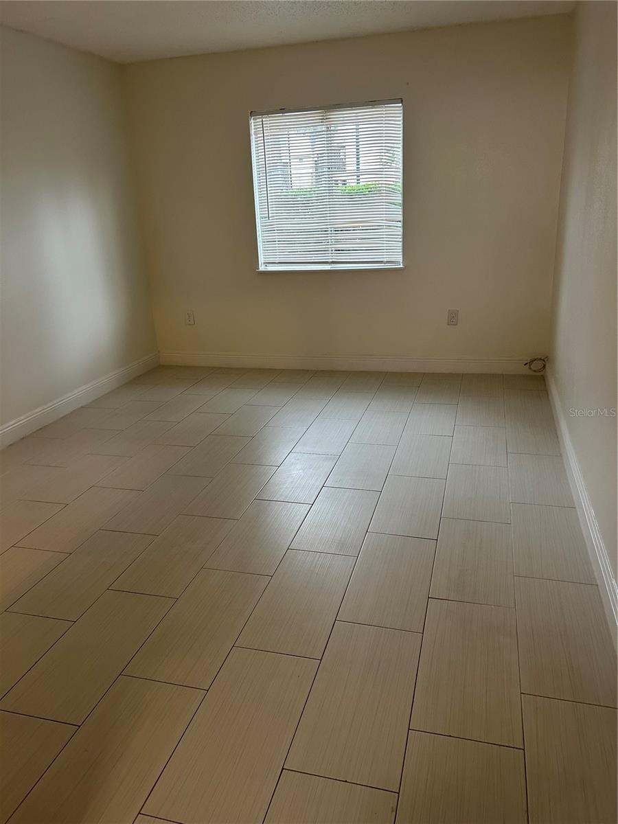 Image 11 of 25 For 4115 Semoran Boulevard 16
