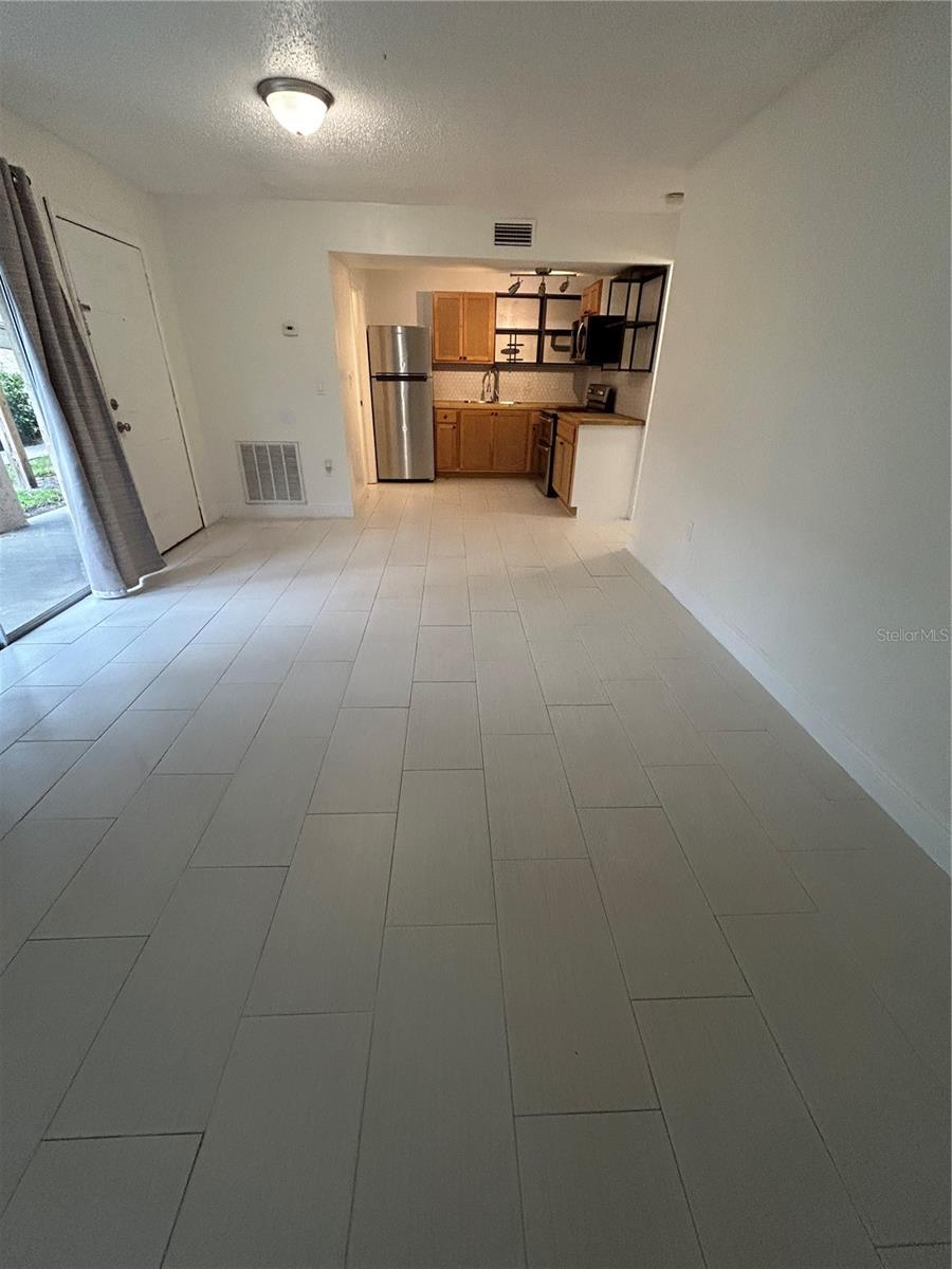 Image 16 of 25 For 4115 Semoran Boulevard 16