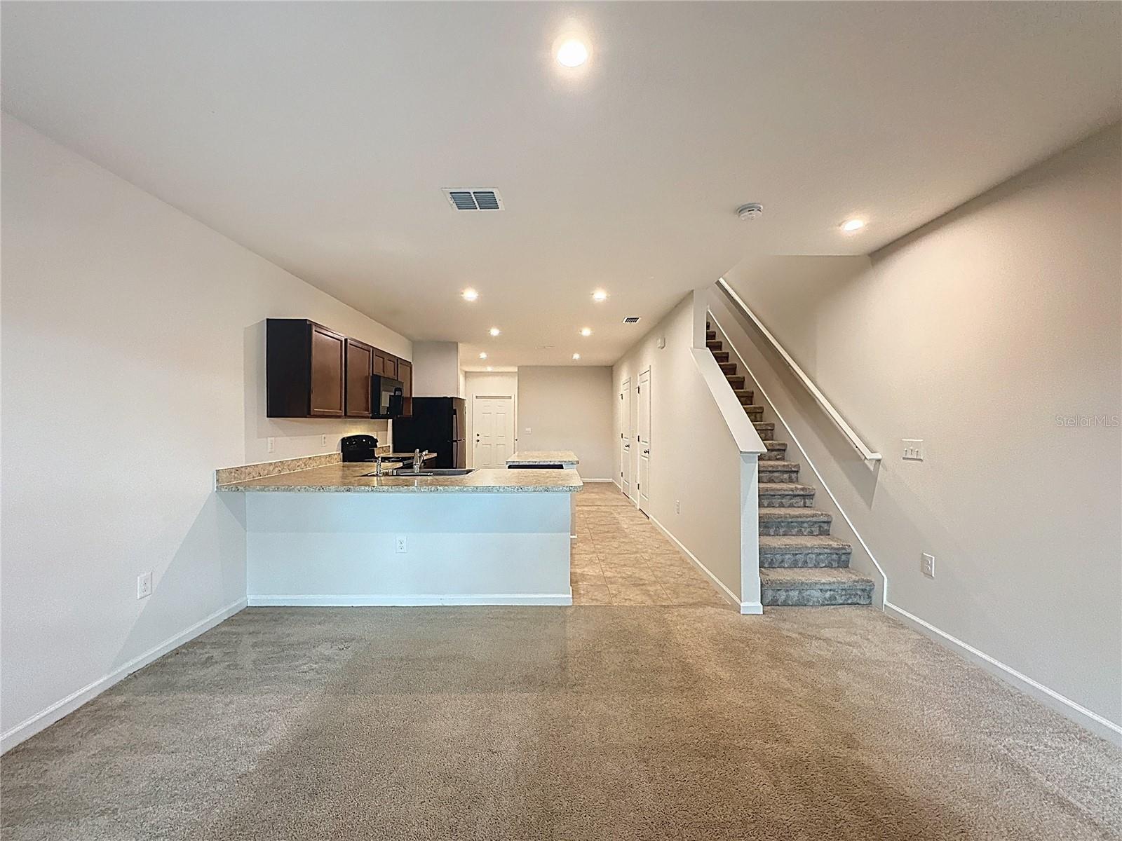 Image 17 of 41 For 409 Sedgewick Drive