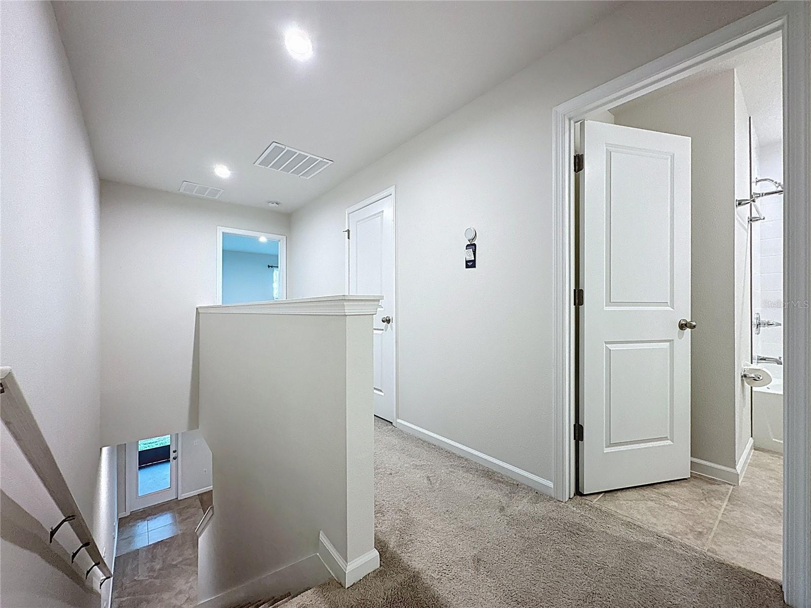 Image 26 of 41 For 409 Sedgewick Drive