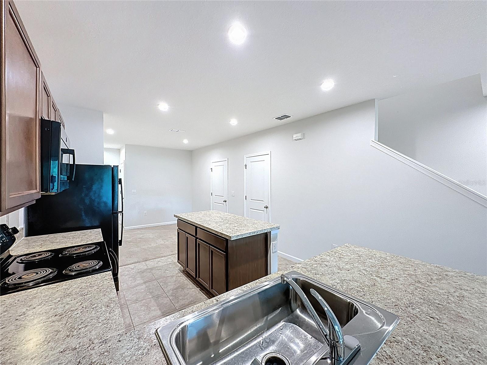 Image 9 of 41 For 409 Sedgewick Drive